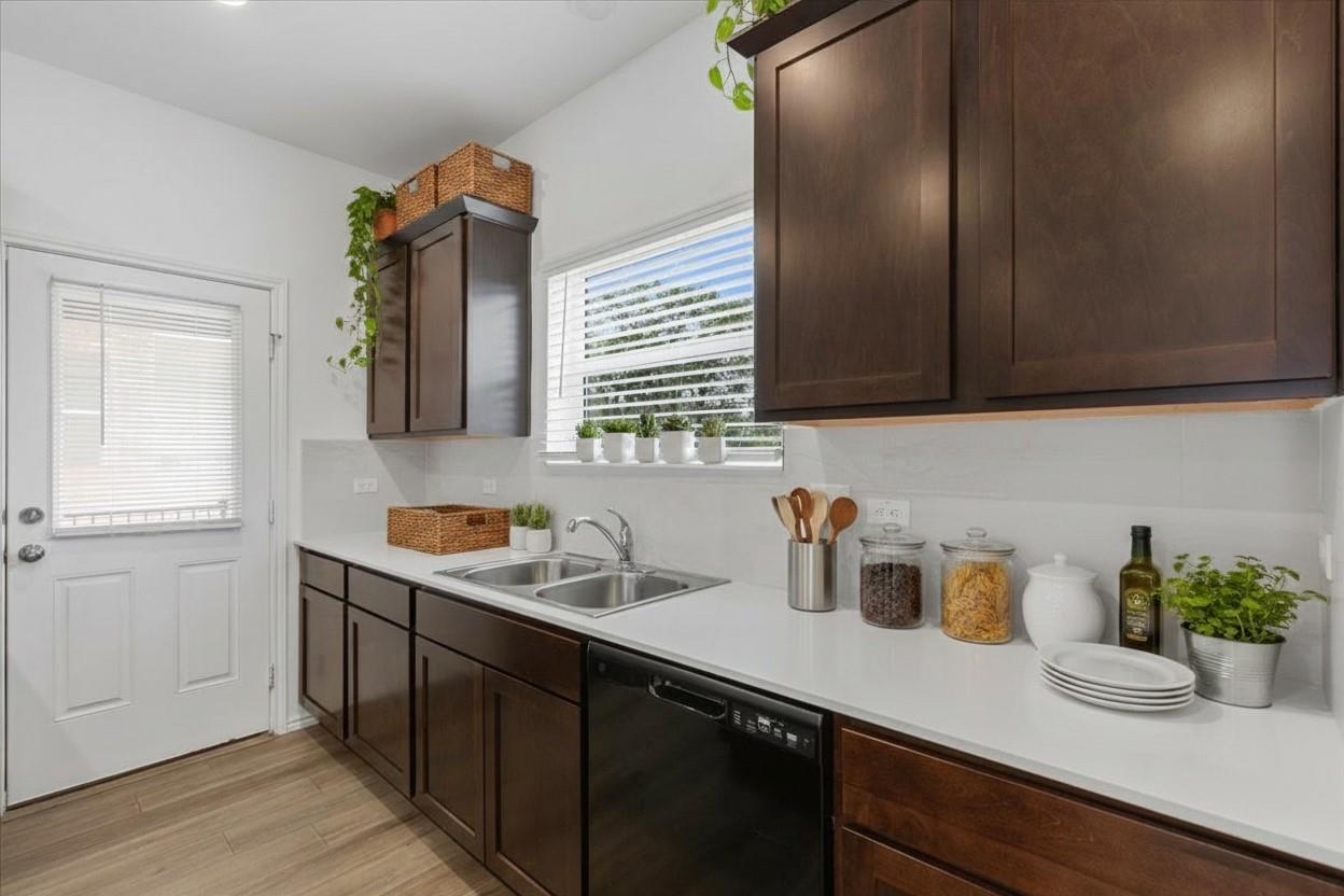 136 Maravillas Bnd, Bastrop, TX 78602