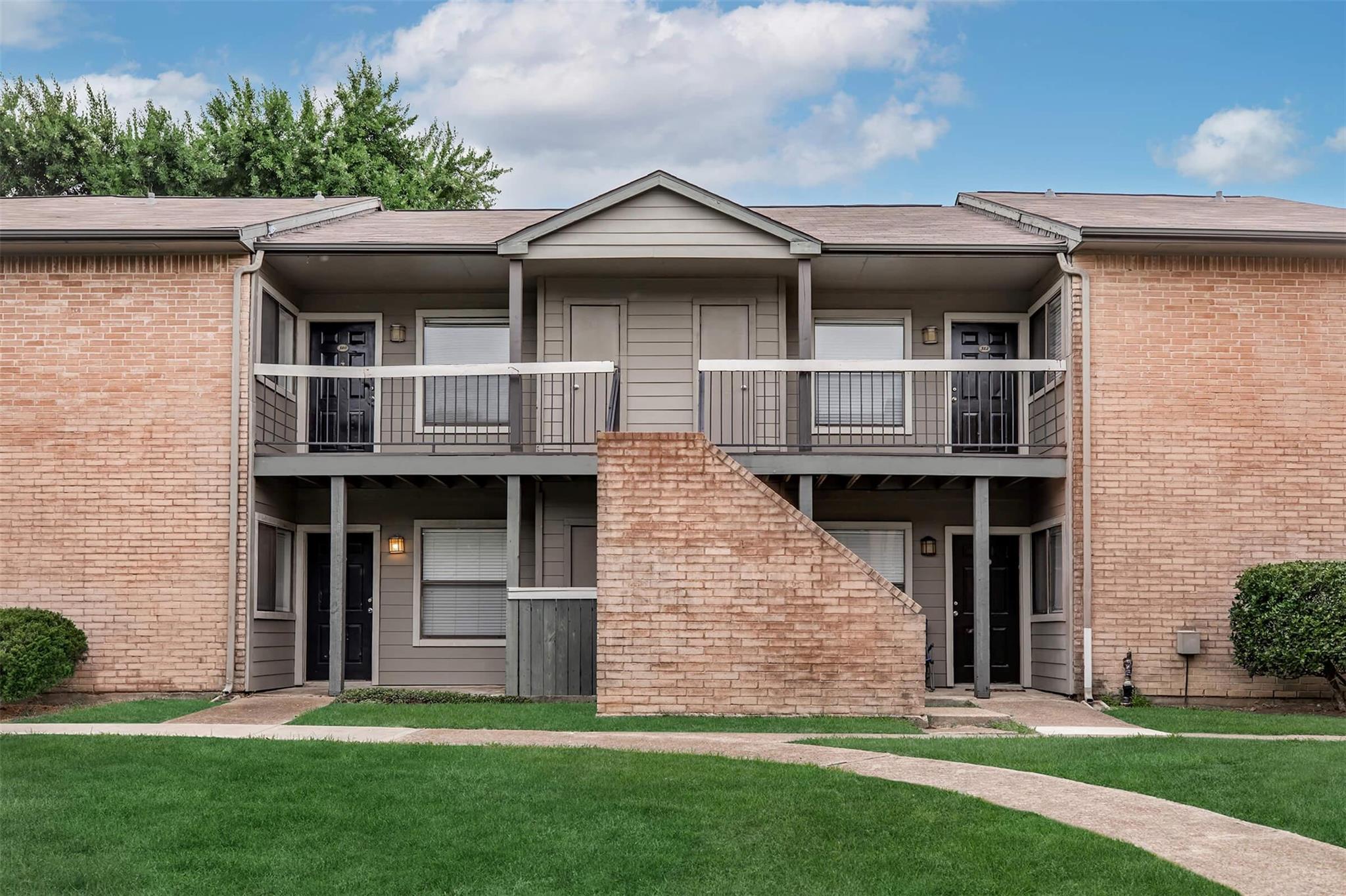 305 W Baker Rd # 1414, Baytown, TX 77521