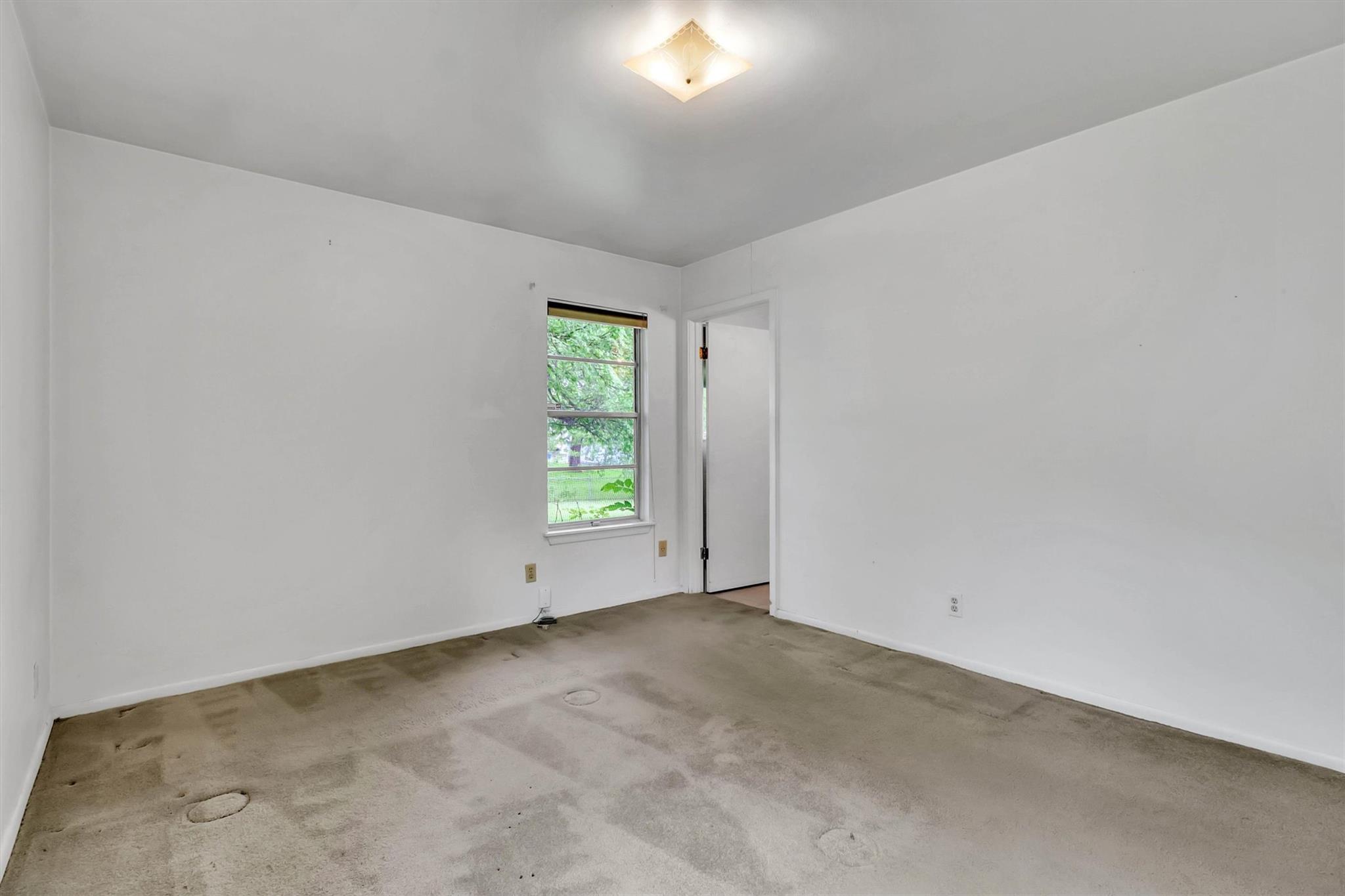 8604 Parkfield Dr, Austin, TX 78758