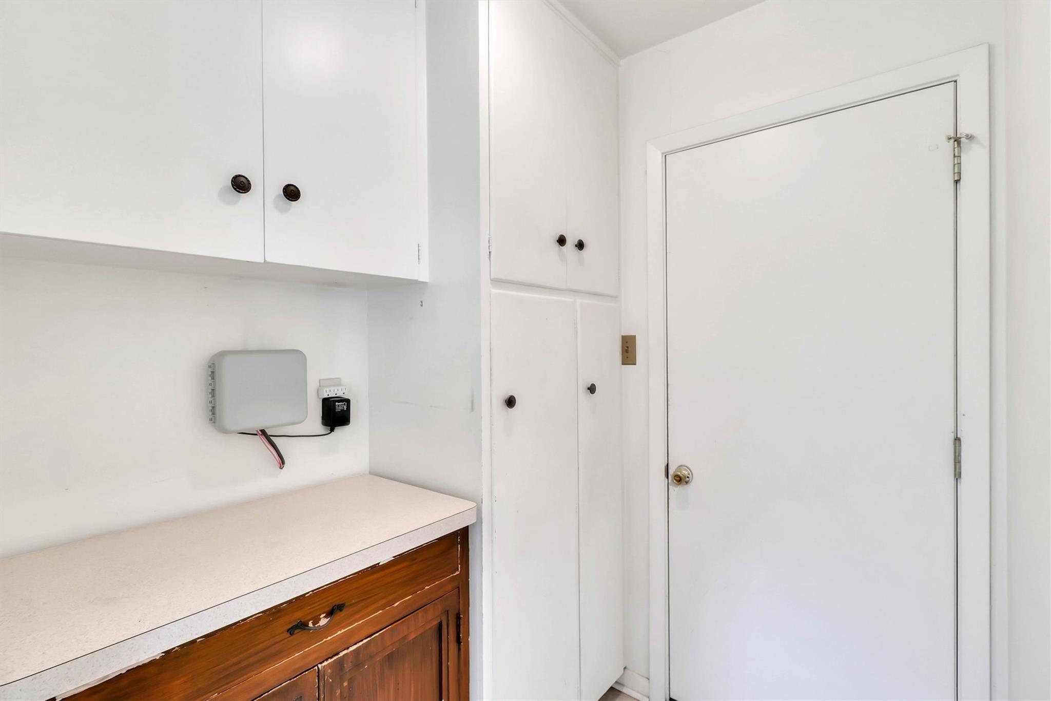 8604 Parkfield Dr, Austin, TX 78758