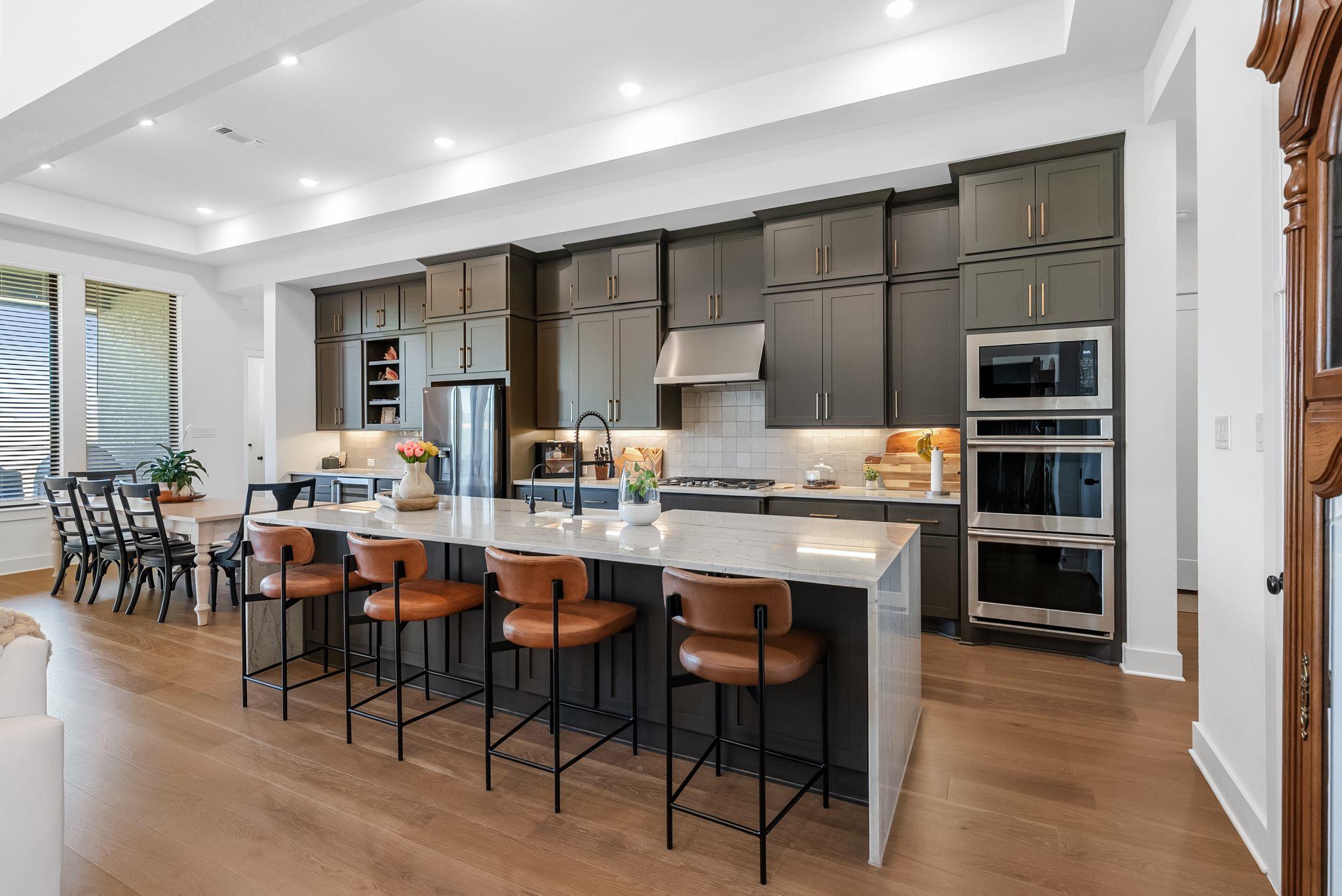 212 Jates Field Bnd, Liberty Hill, TX 78642