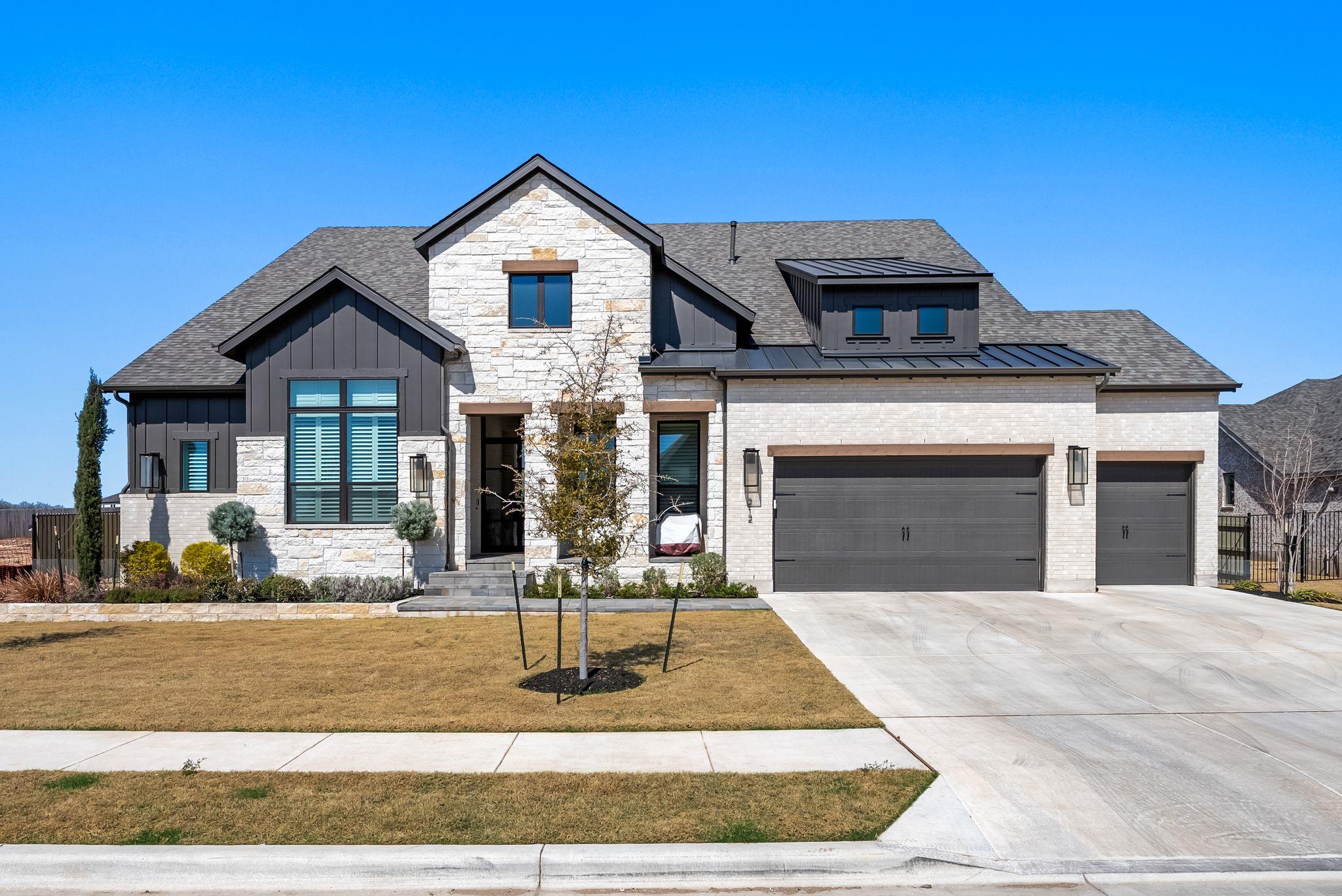 212 Jates Field Bnd, Liberty Hill, TX 78642