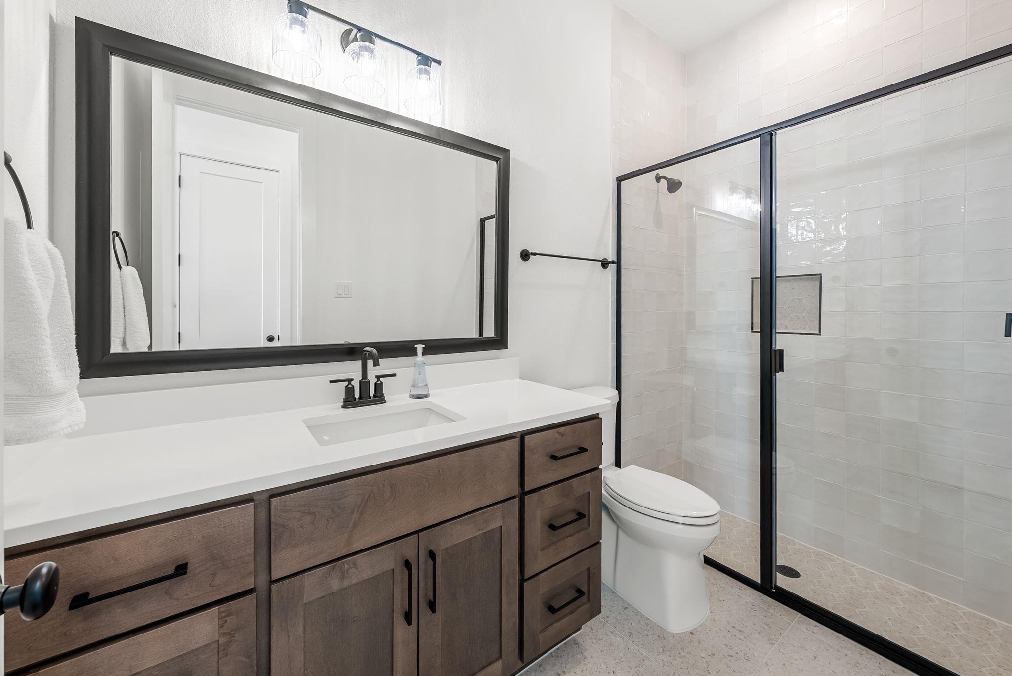 212 Jates Field Bnd, Liberty Hill, TX 78642