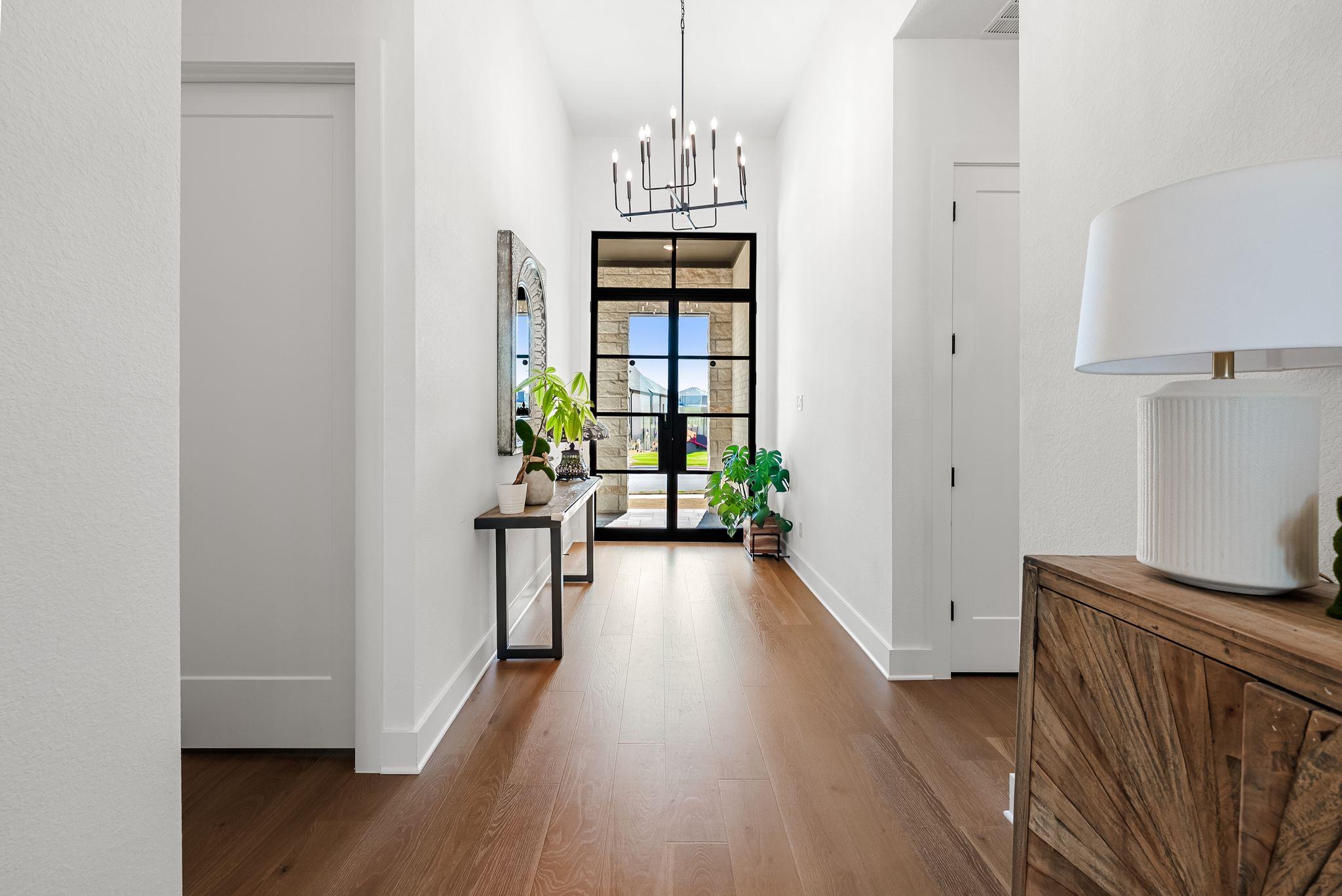 212 Jates Field Bnd, Liberty Hill, TX 78642