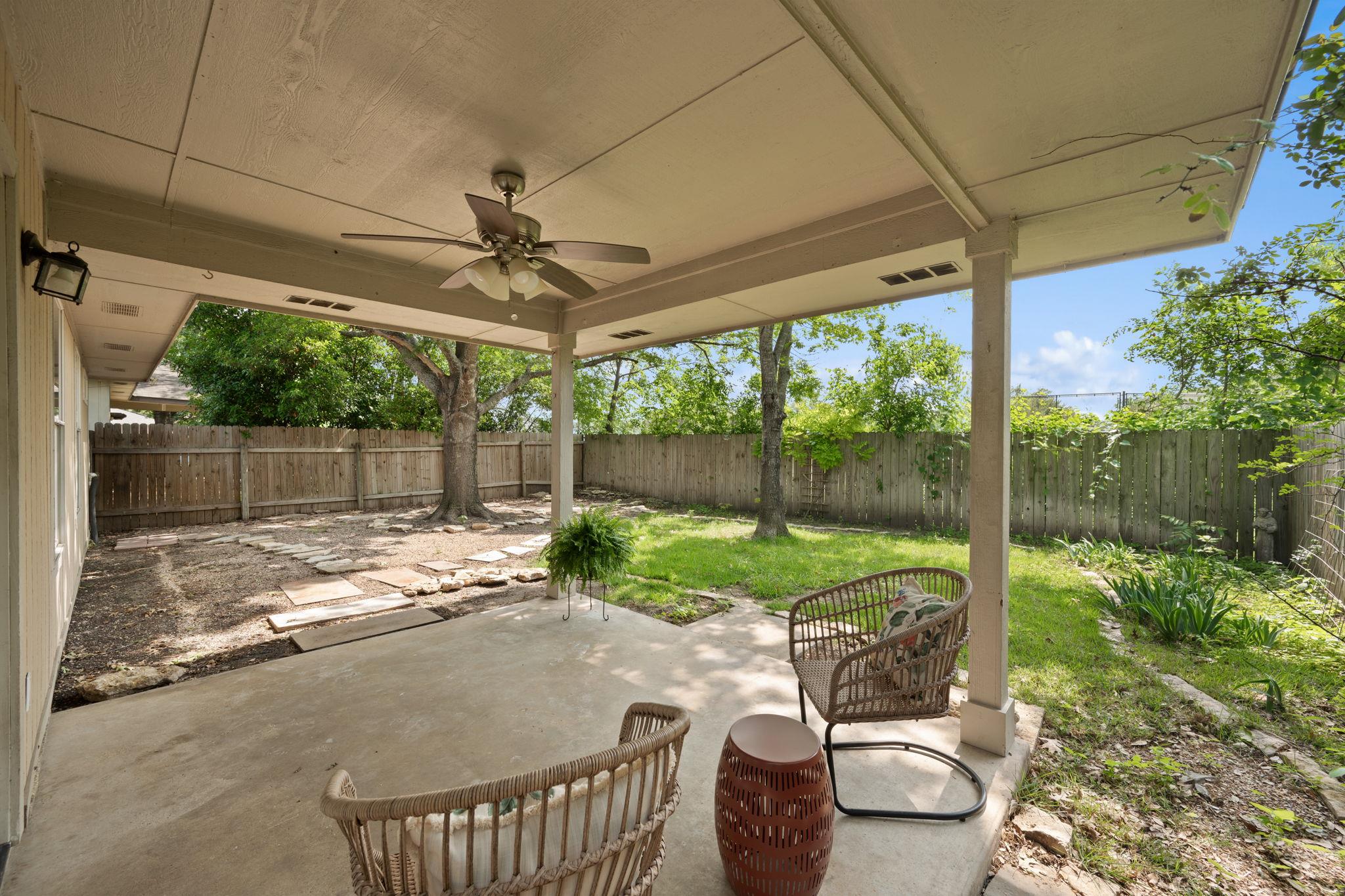 2511 Claudia Dr, Leander, TX 78641