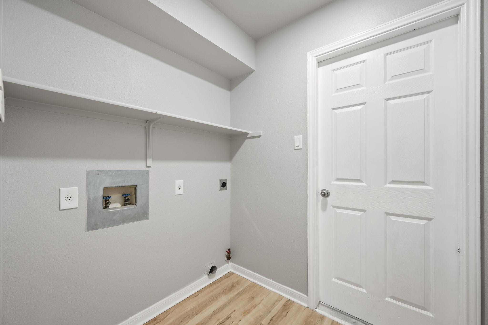 2511 Claudia Dr, Leander, TX 78641