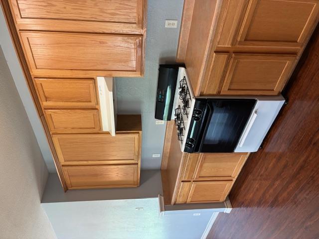 1021 Tudor House Rd, Pflugerville, TX 78660