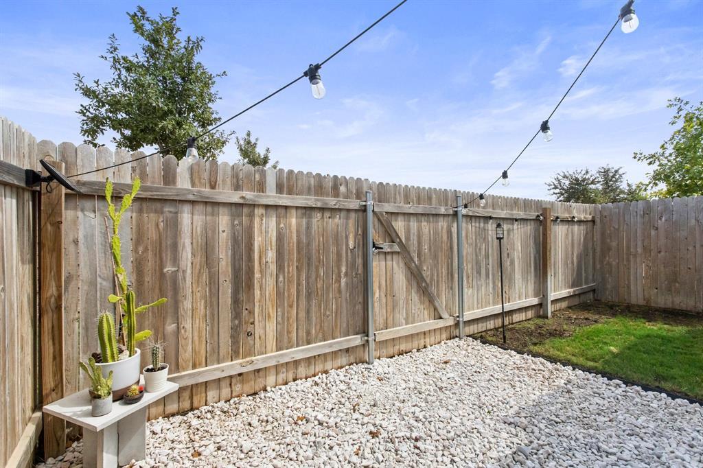 283 Fieldwood Dr # A, Buda, TX 78610