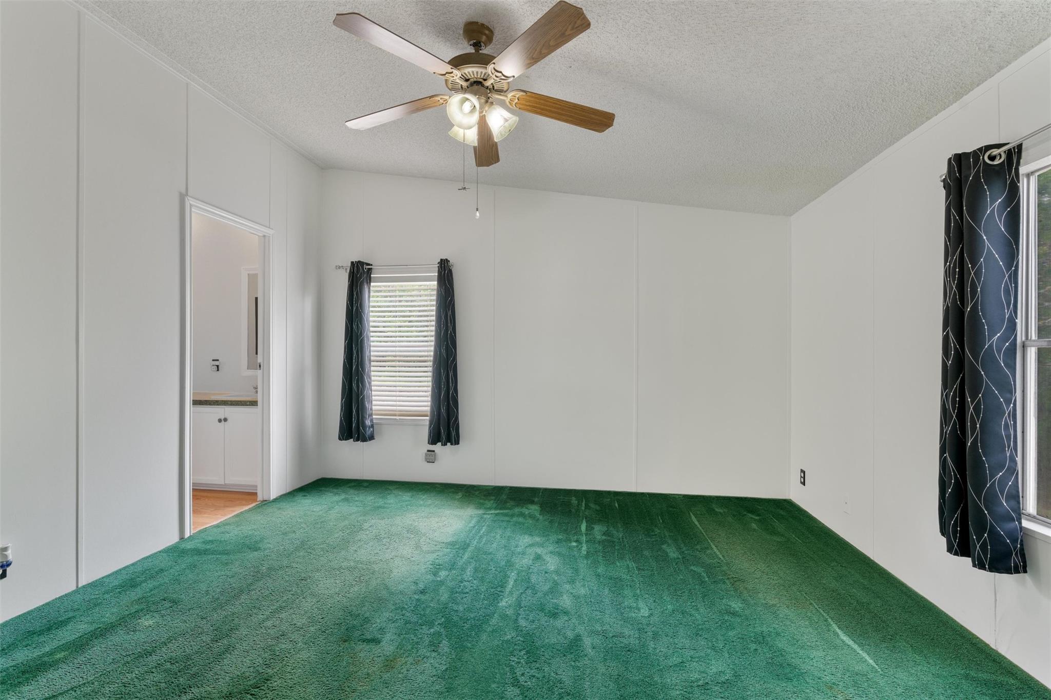 22515 Deidra Dr, Elgin, TX 78621