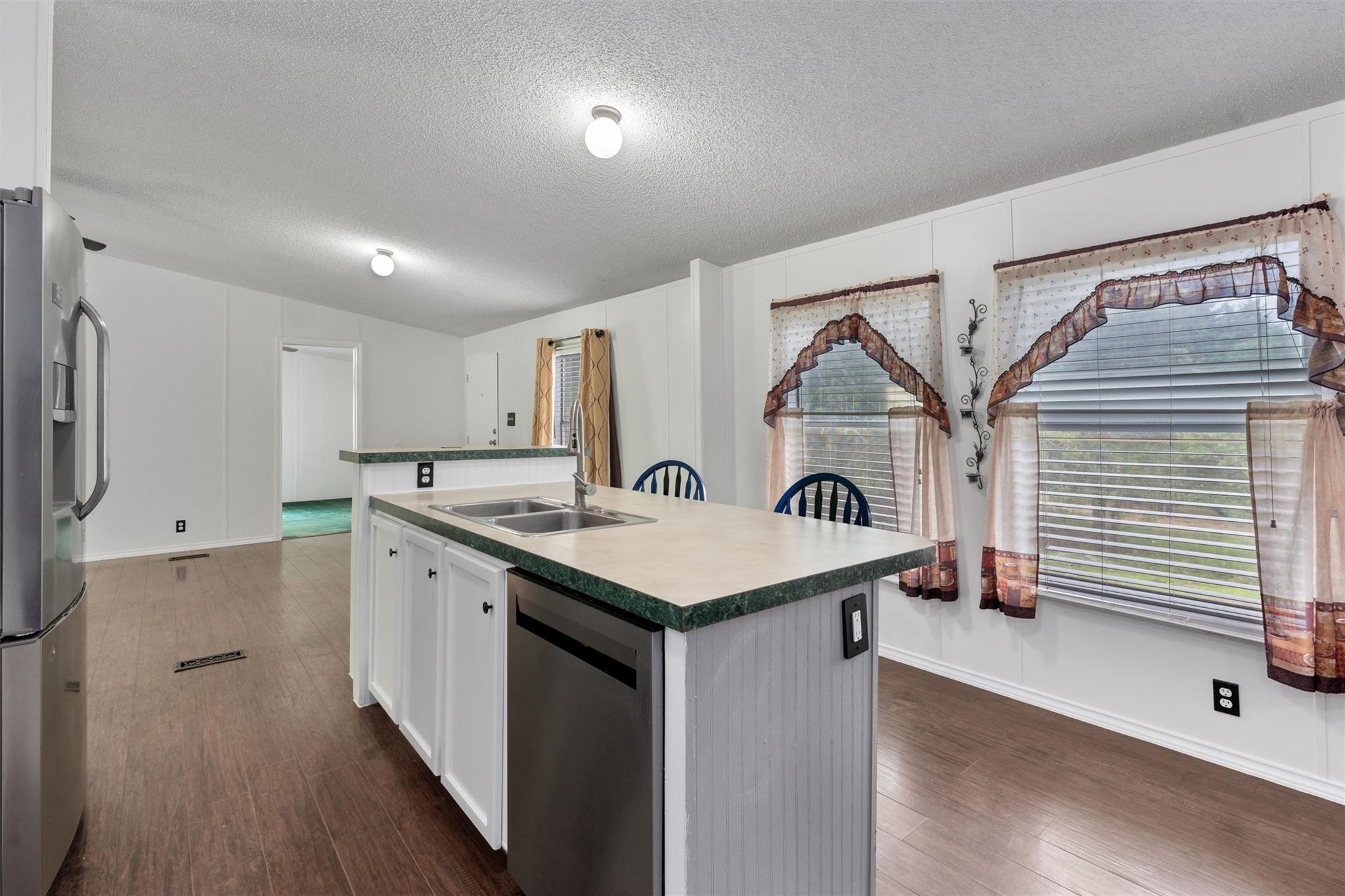 22515 Deidra Dr, Elgin, TX 78621