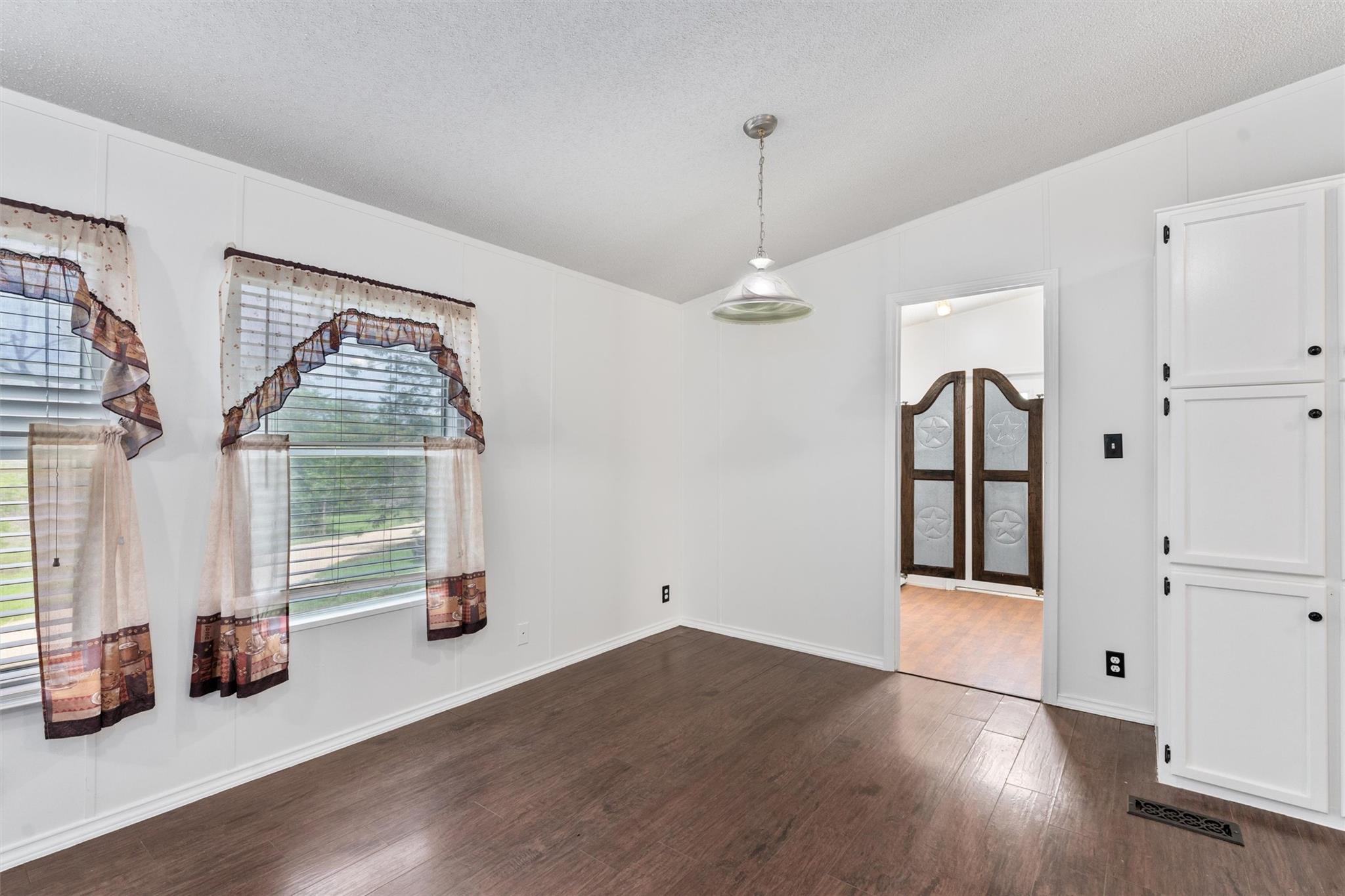 22515 Deidra Dr, Elgin, TX 78621