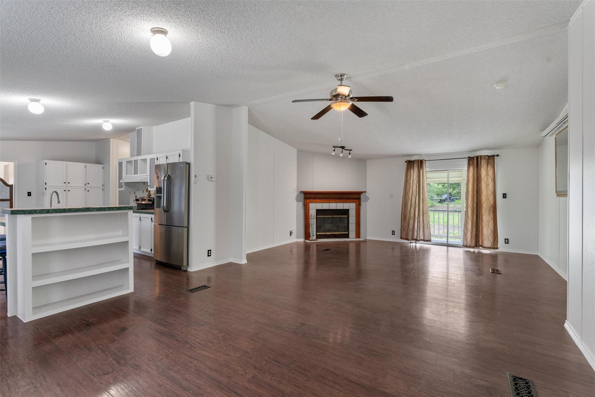 22515 Deidra Dr, Elgin, TX 78621