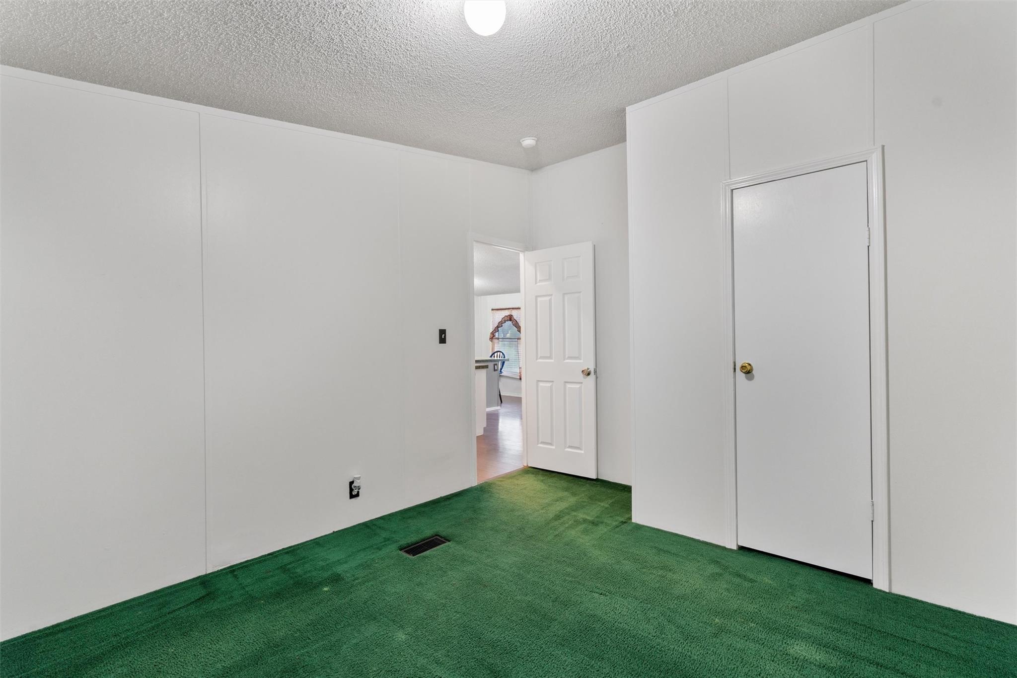 22515 Deidra Dr, Elgin, TX 78621