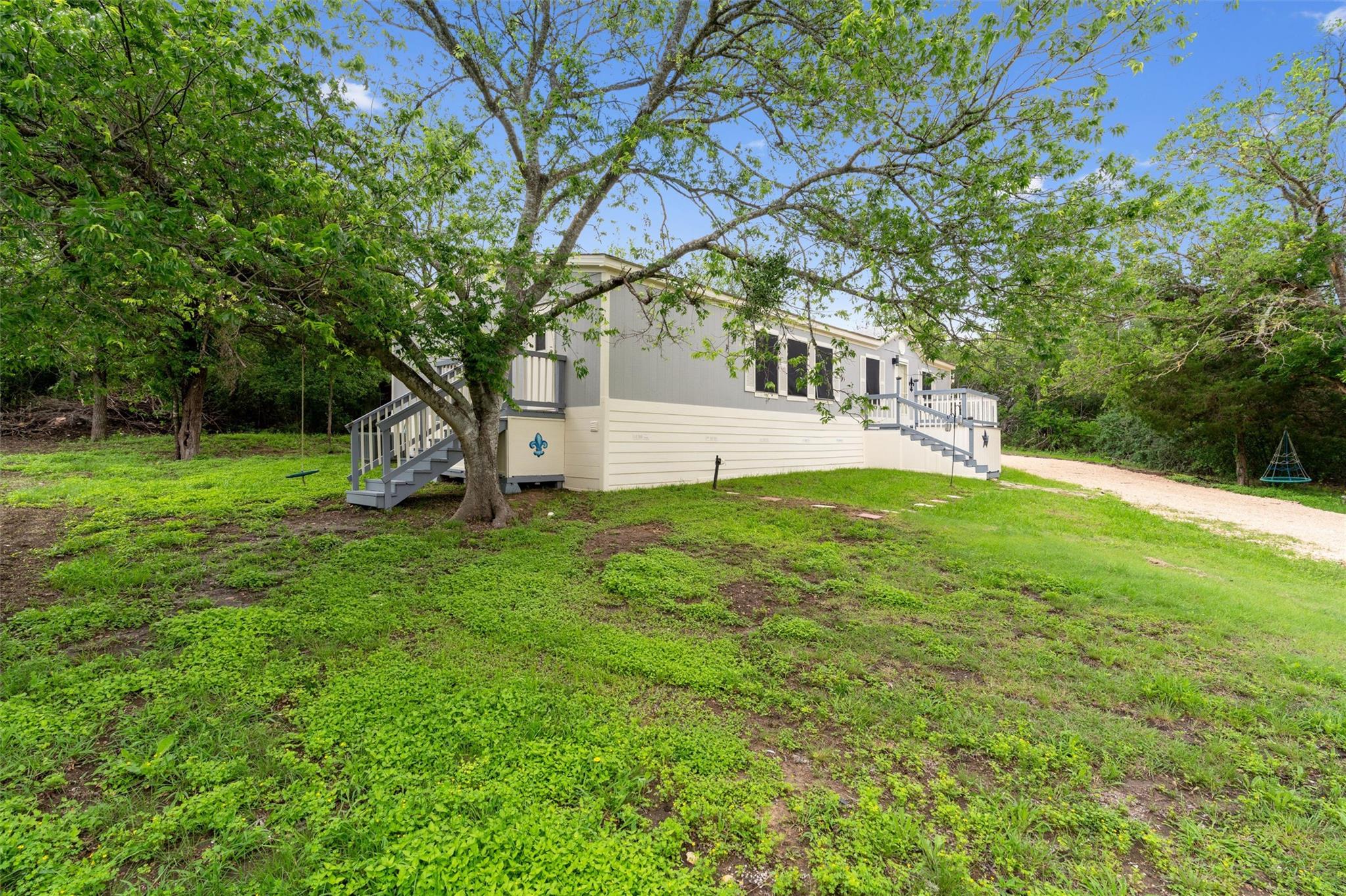 22515 Deidra Dr, Elgin, TX 78621