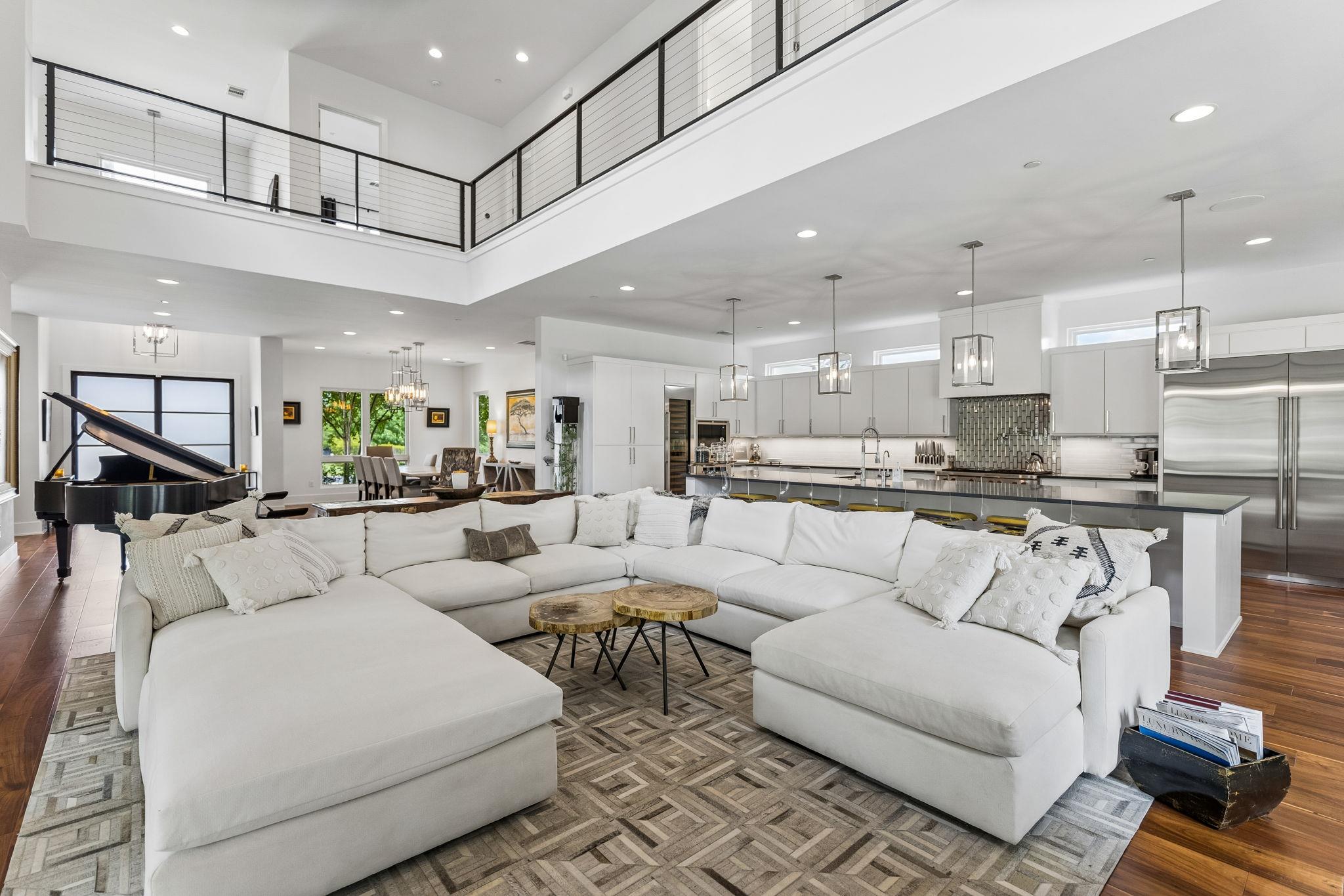 908 Cypress Grove Dr, Austin, TX 78732