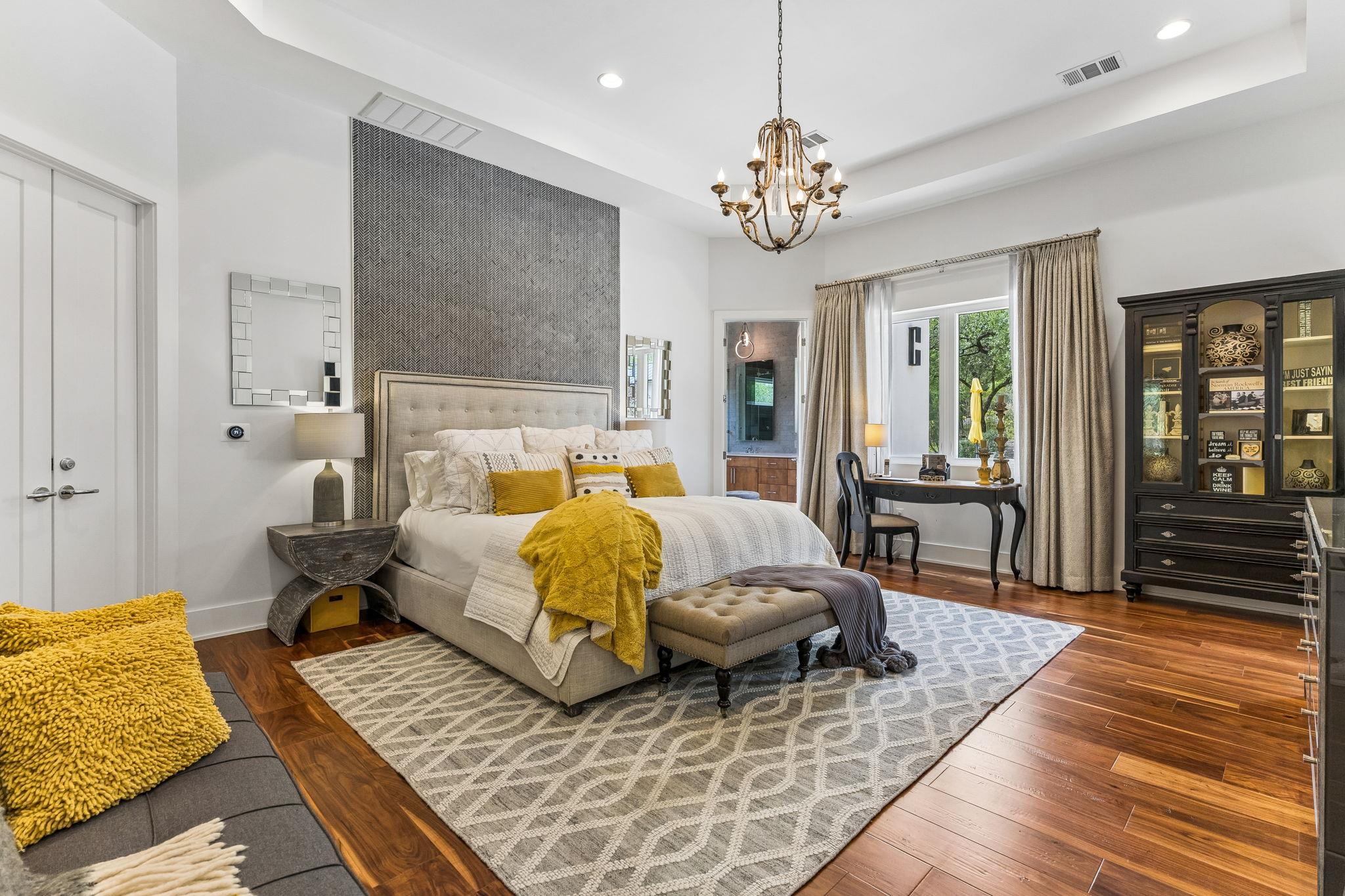 908 Cypress Grove Dr, Austin, TX 78732