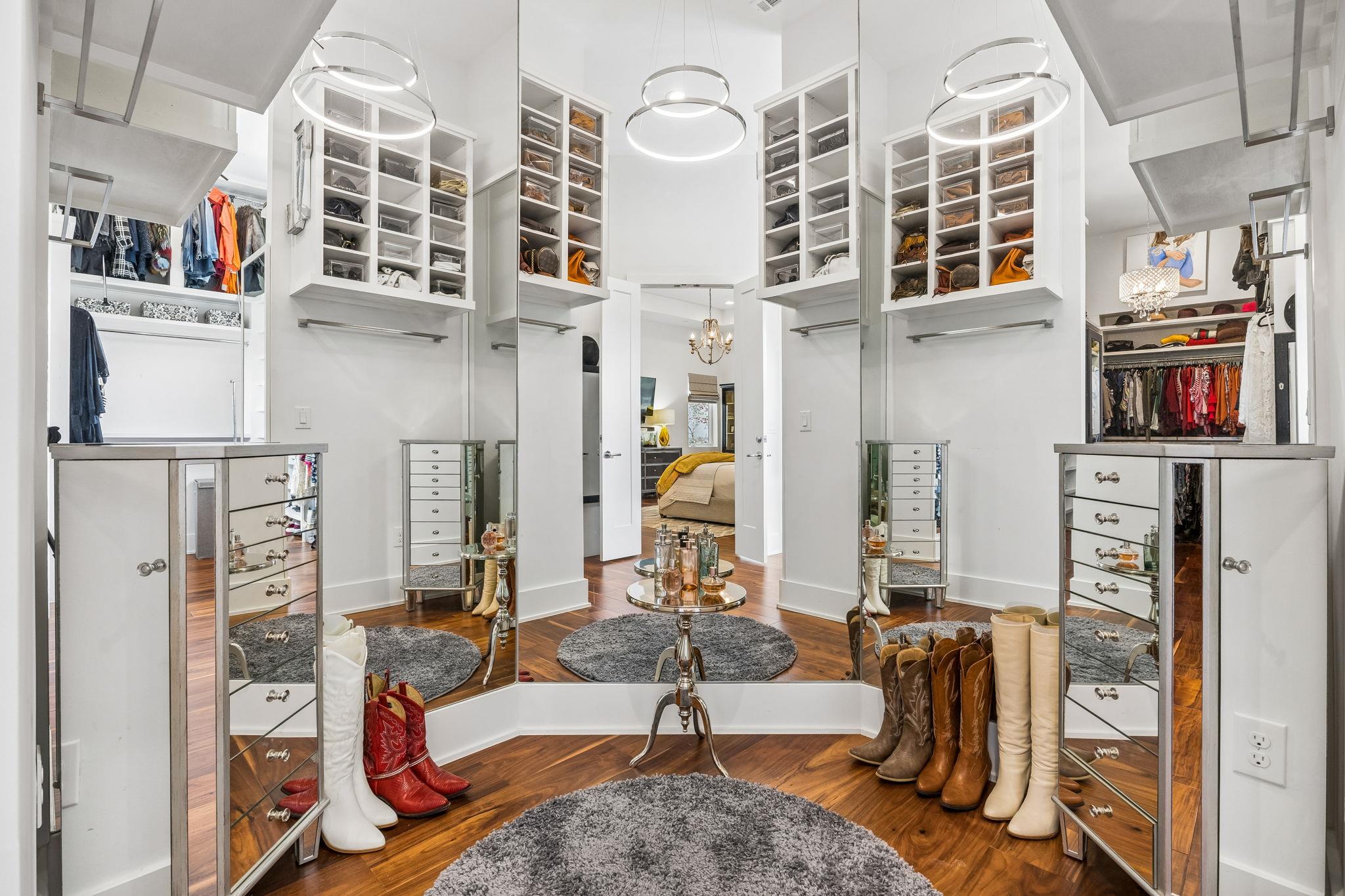 908 Cypress Grove Dr, Austin, TX 78732