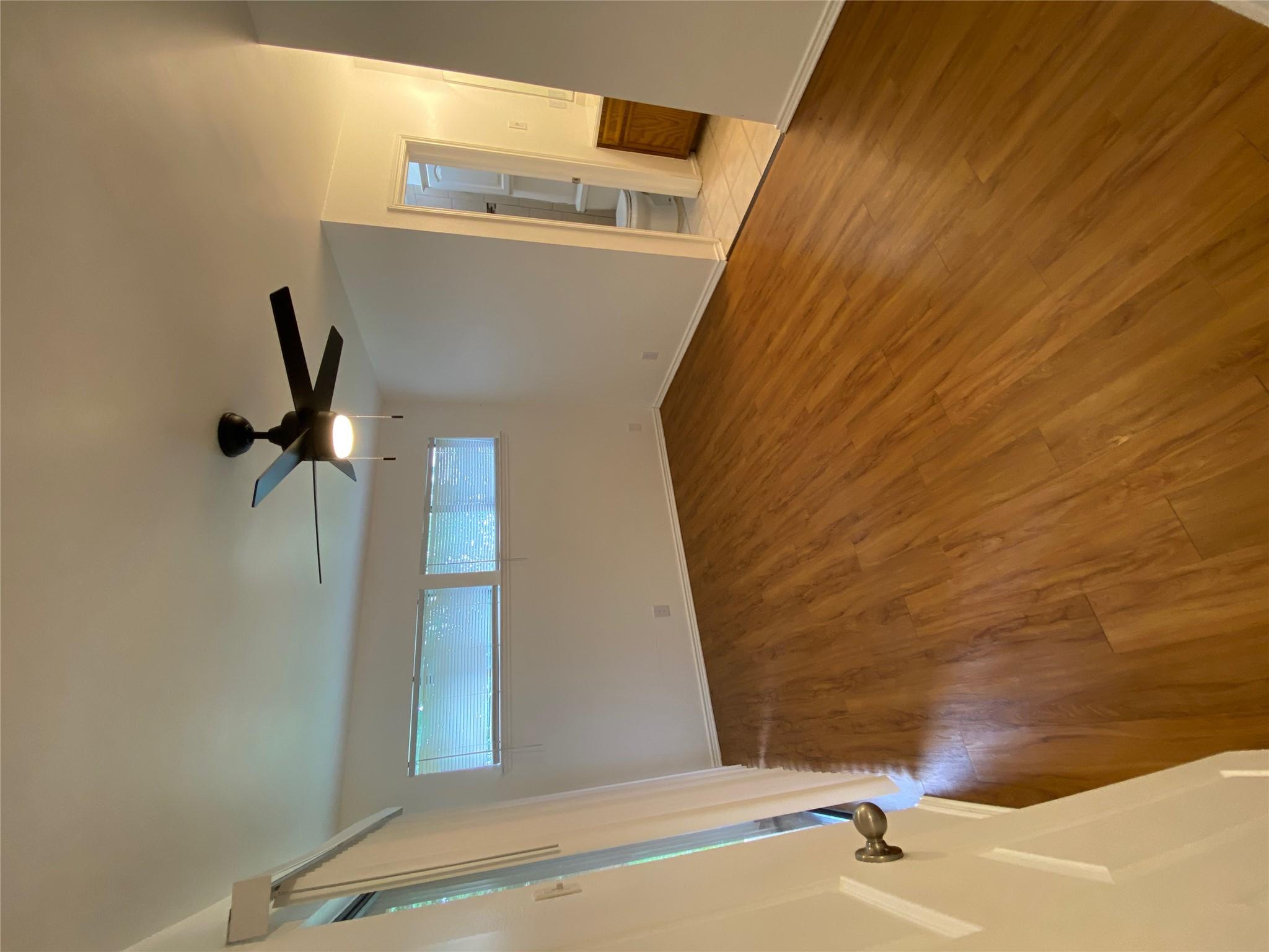 1304-B Conway Dr, San Marcos, TX 78666