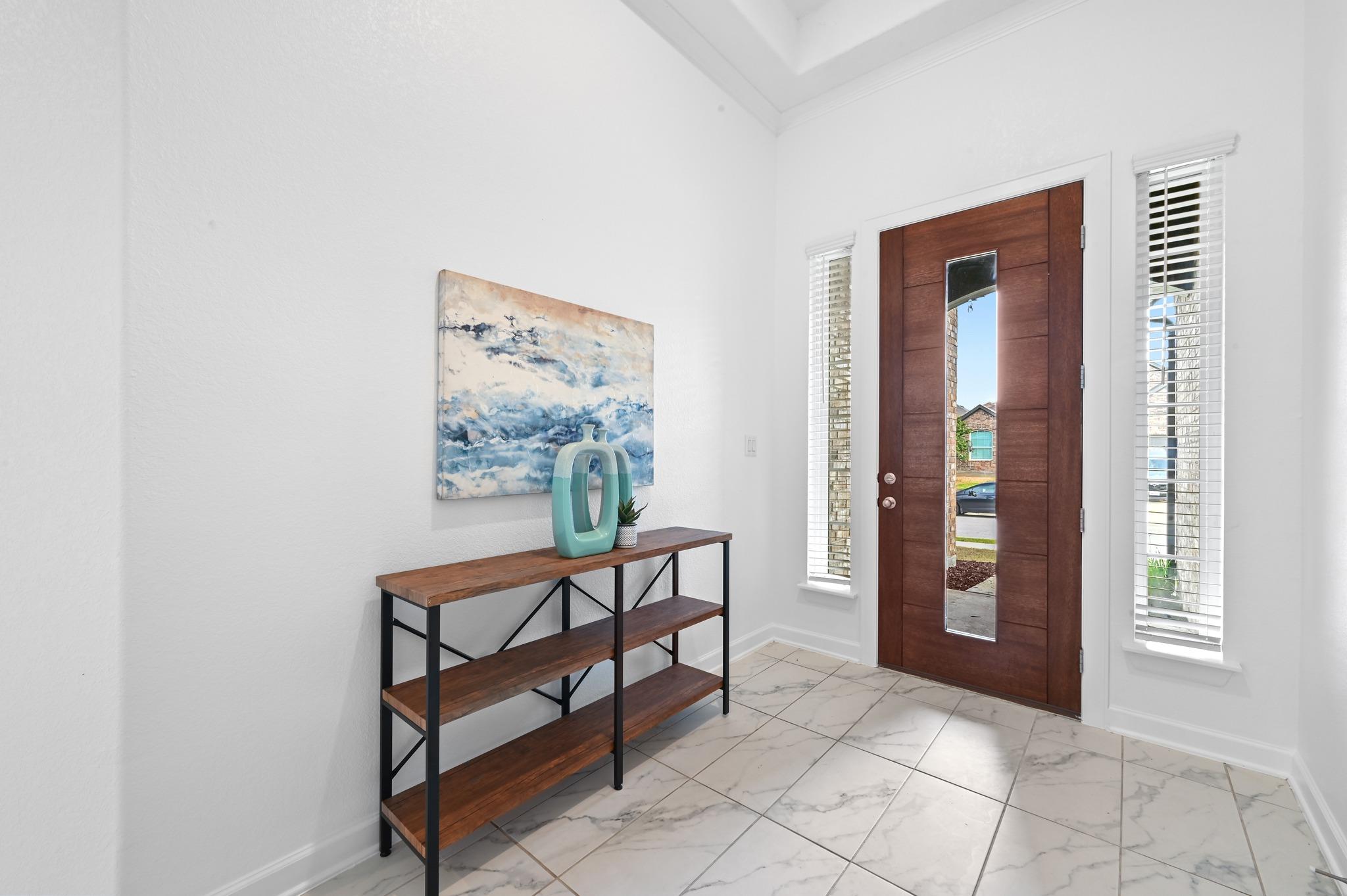 498 Gamble Dr, Buda, TX 78610