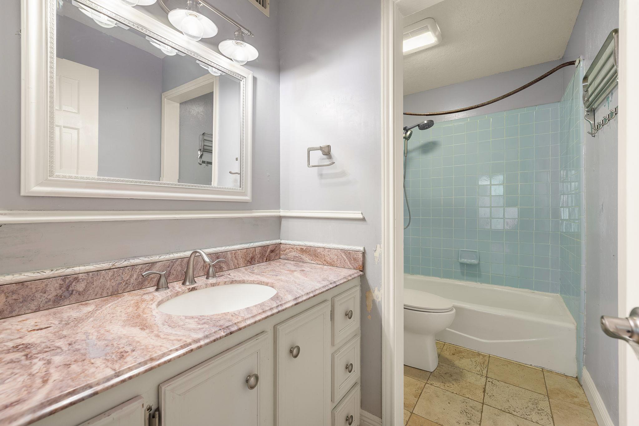 9 Shady Rock Ct, Round Rock, TX 78665