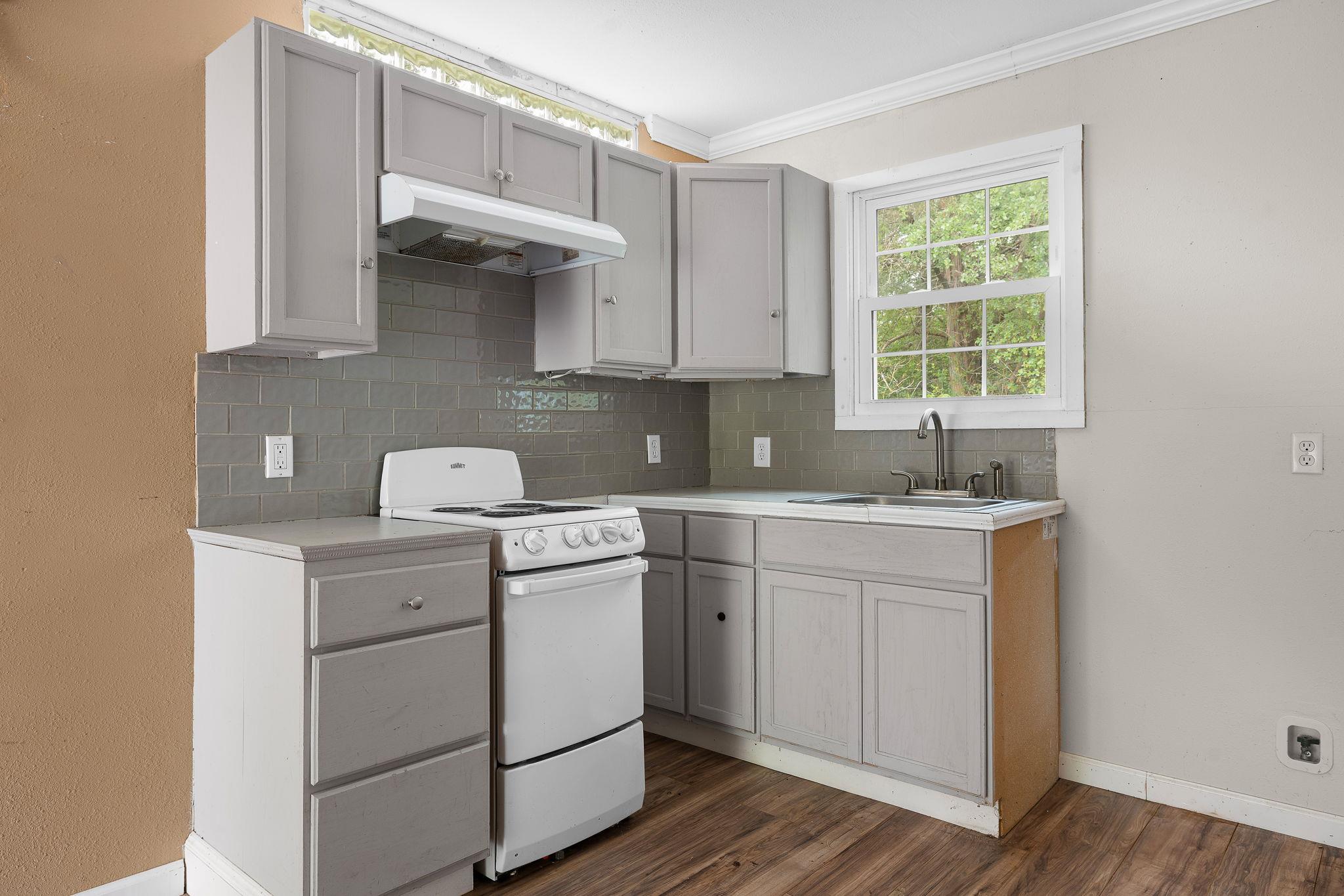 9 Shady Rock Ct, Round Rock, TX 78665