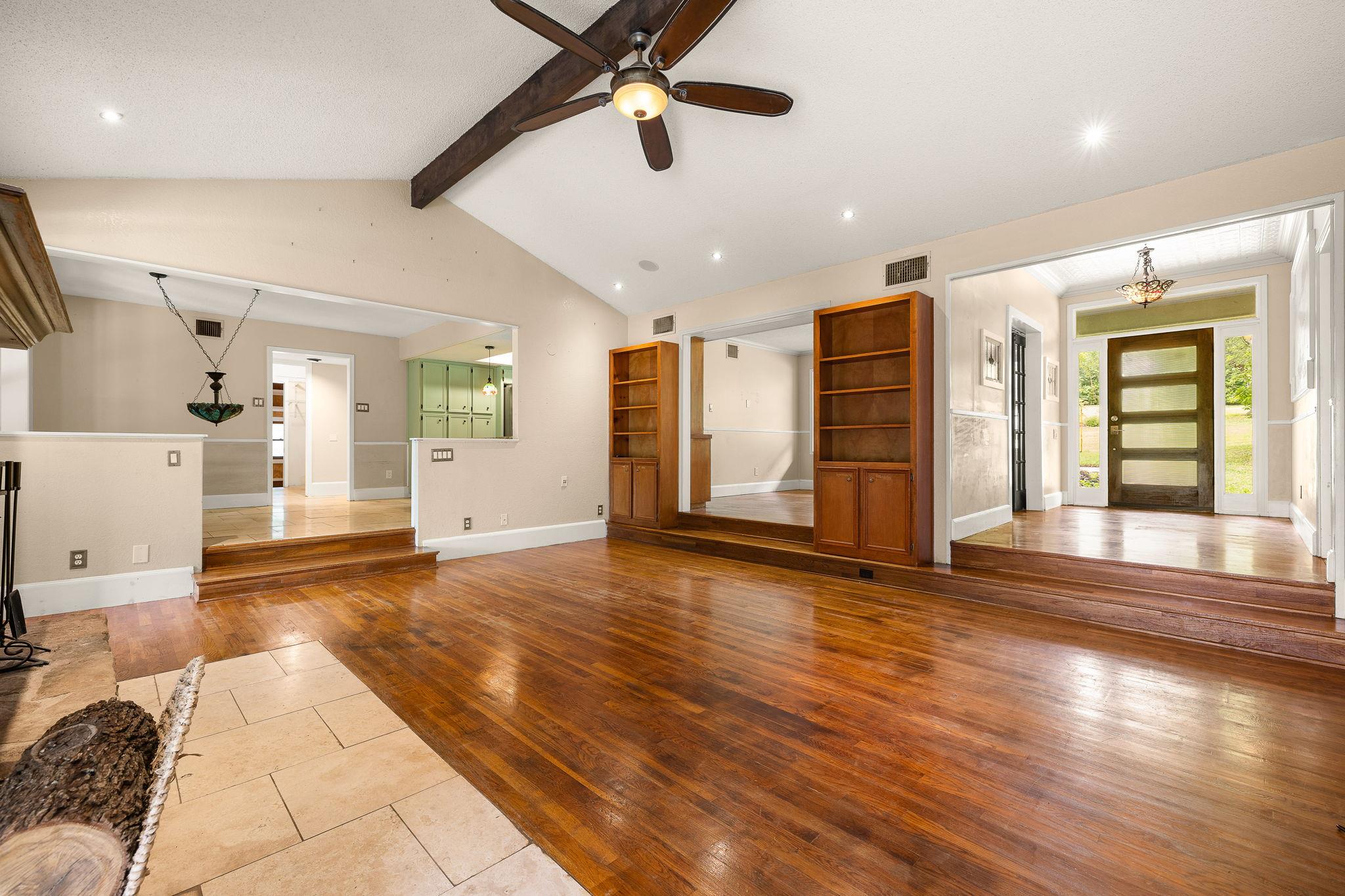 9 Shady Rock Ct, Round Rock, TX 78665