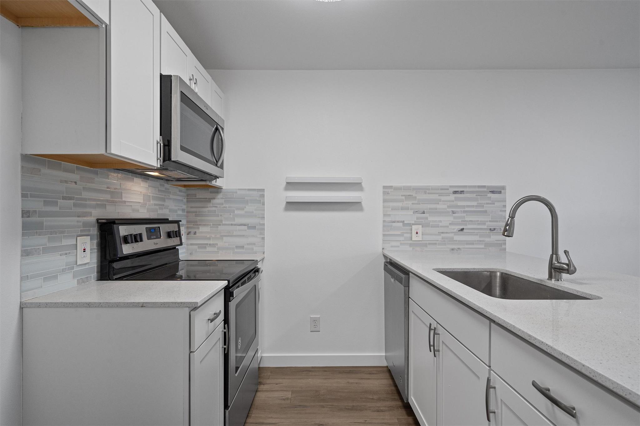 6409 Burns St # 304, Austin, TX 78752