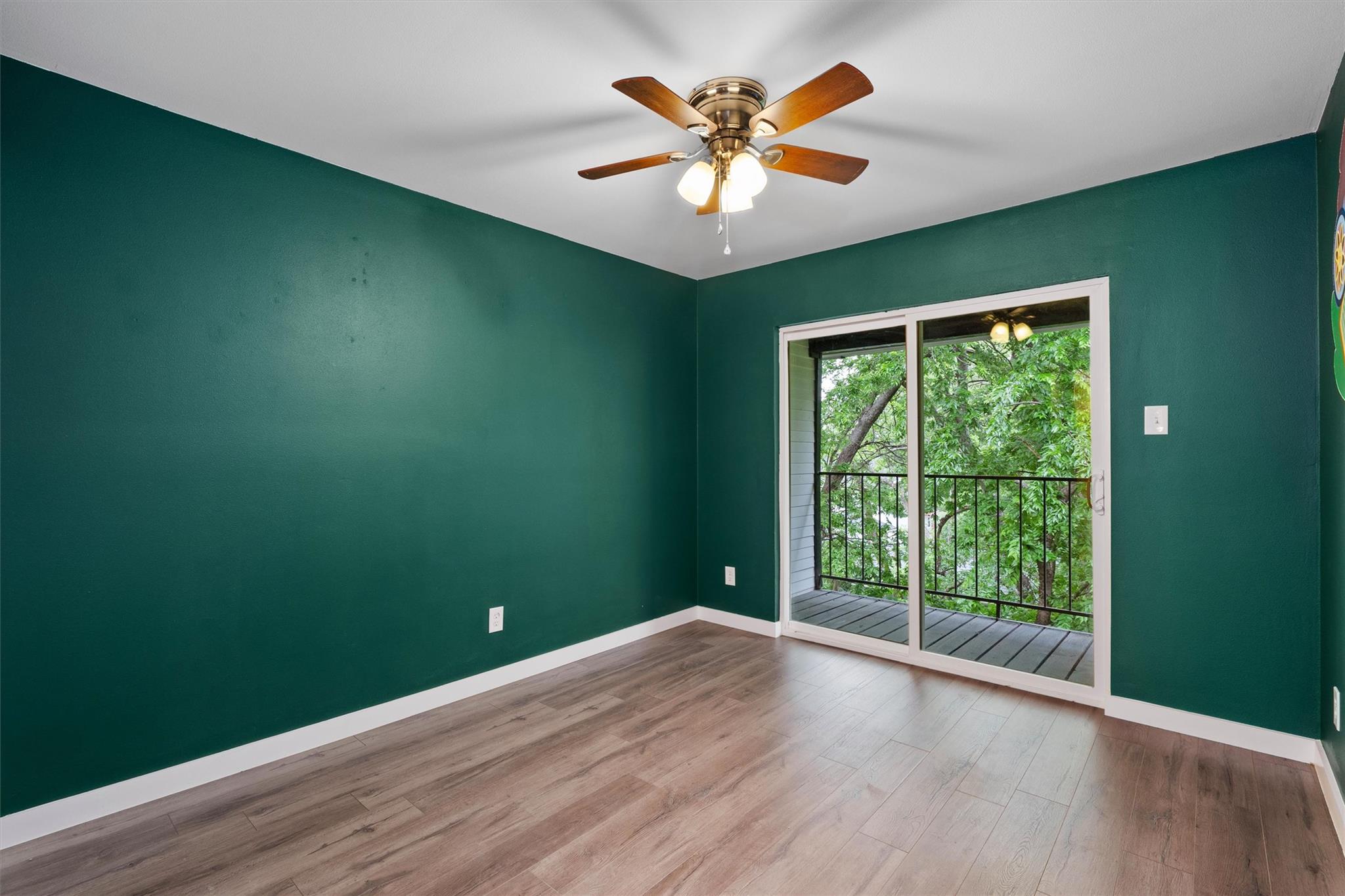 6409 Burns St # 304, Austin, TX 78752