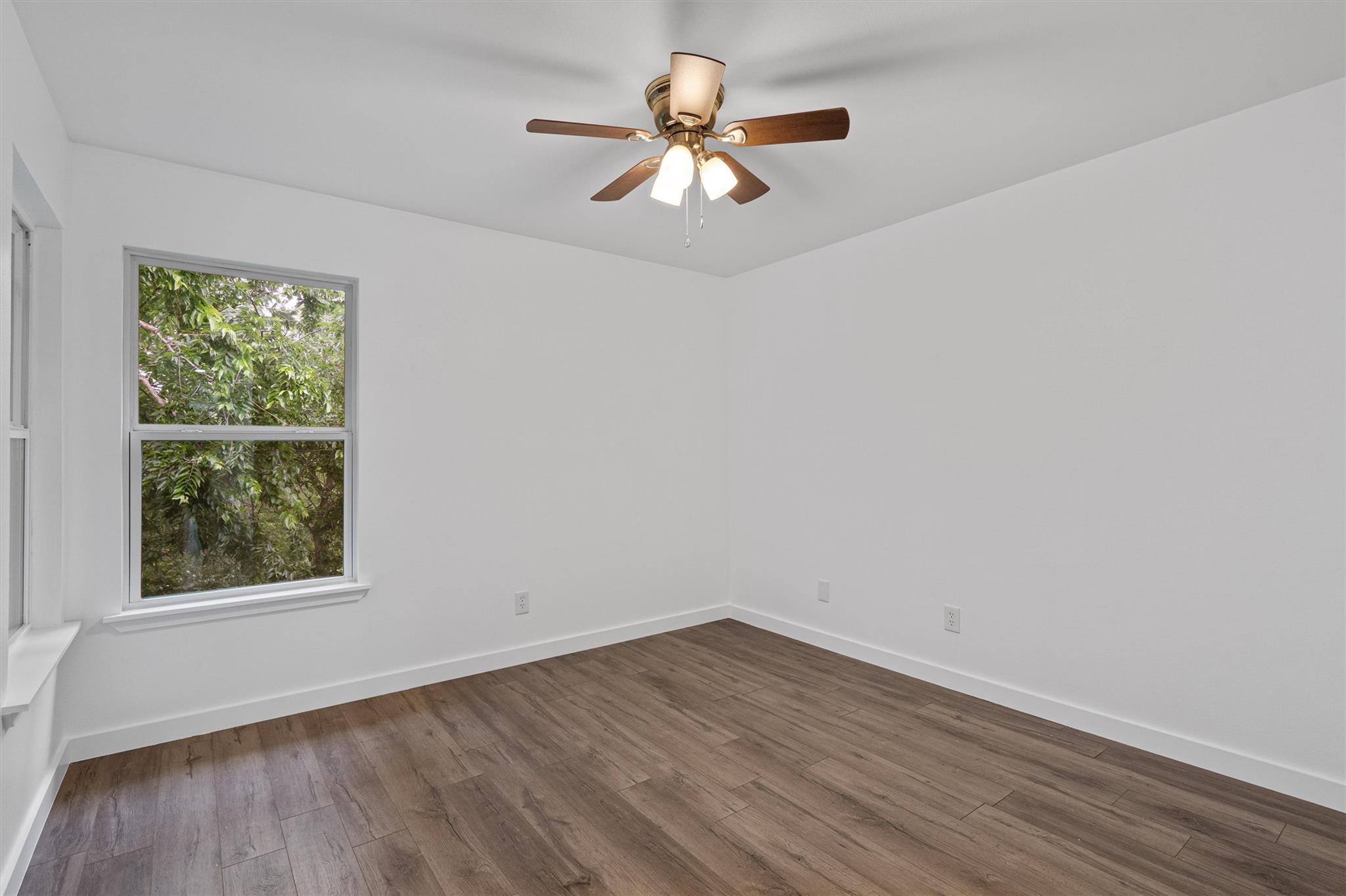 6409 Burns St # 304, Austin, TX 78752