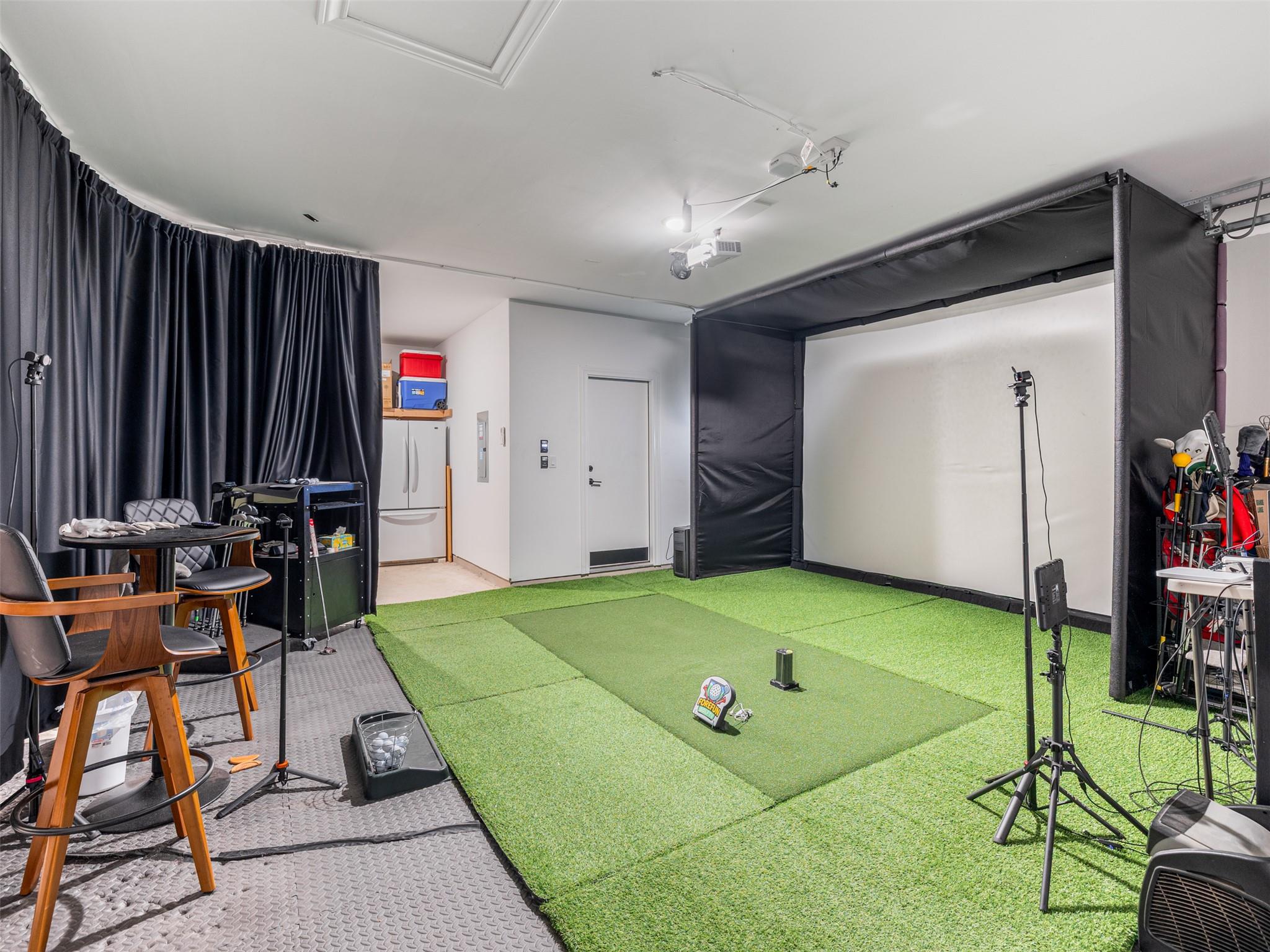 104 Keswick St, Liberty Hill, TX 78642