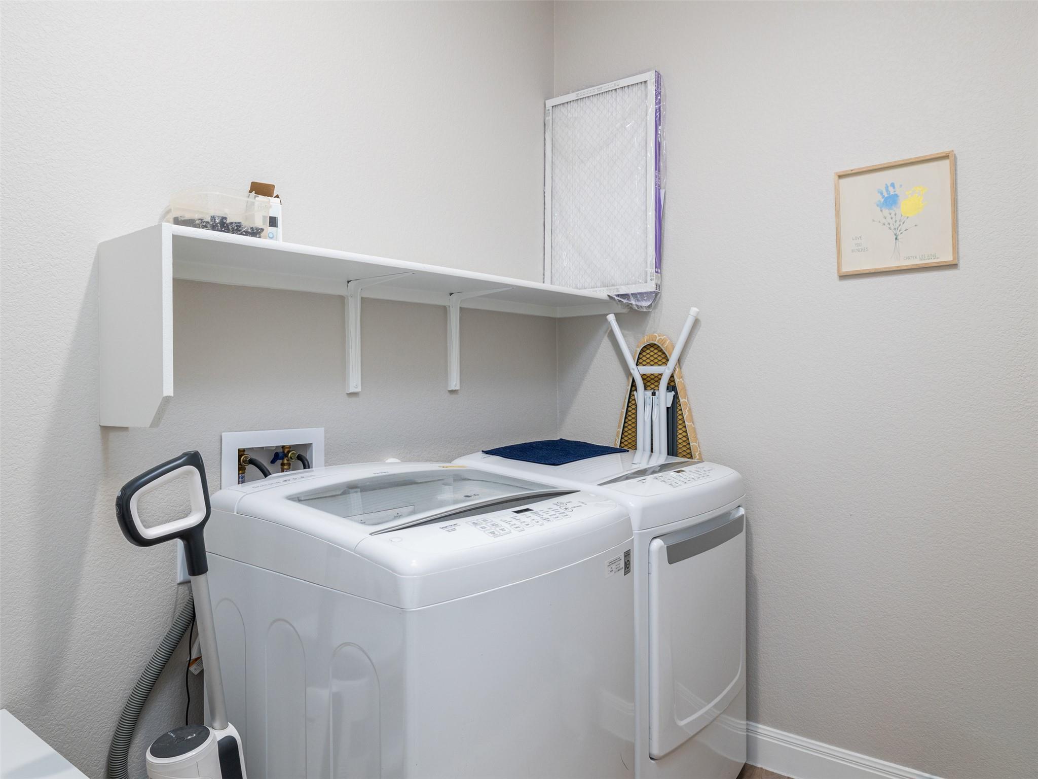 104 Keswick St, Liberty Hill, TX 78642