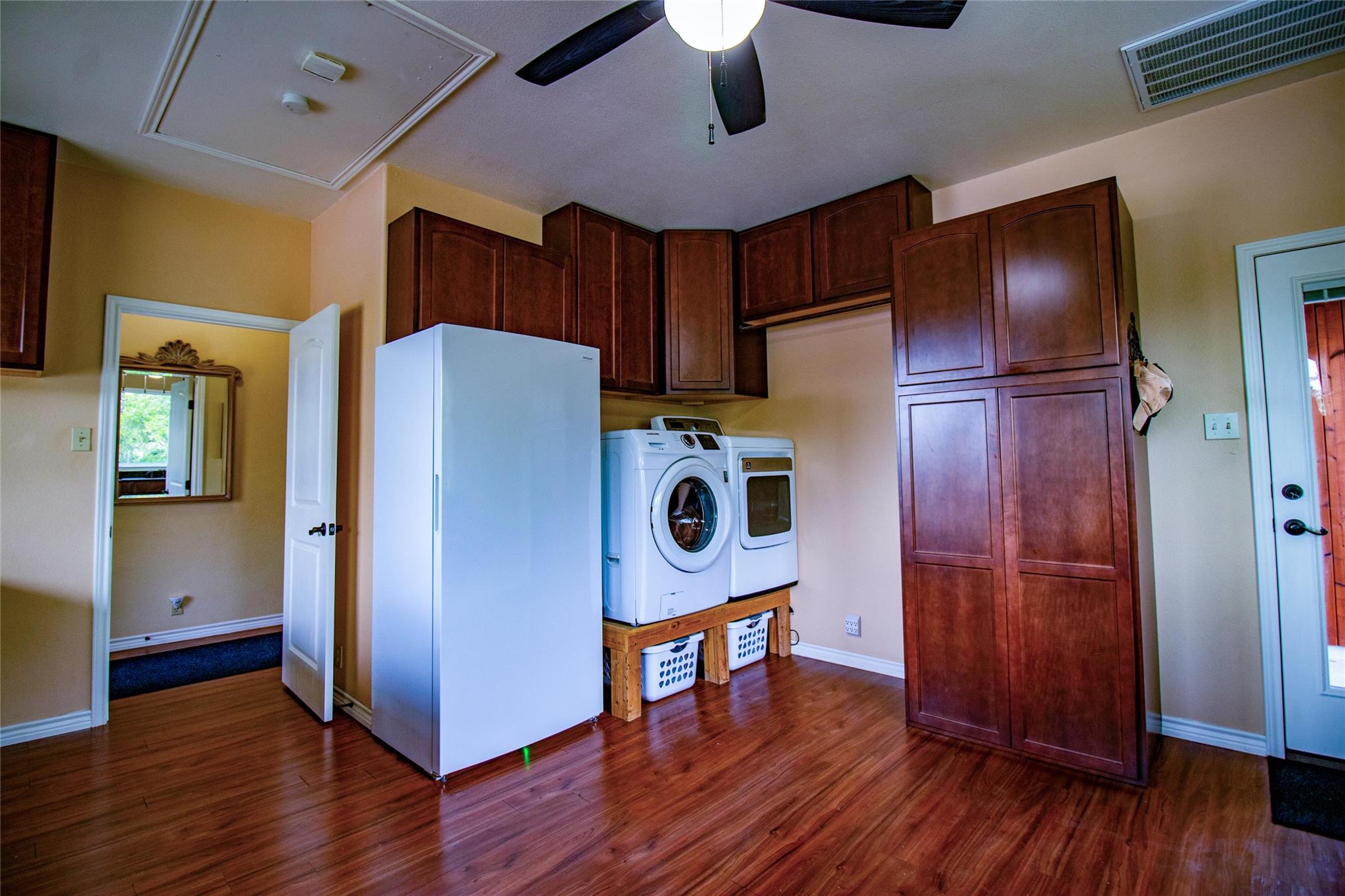 1063 Sanctuary Ln, Blanco, TX 78606