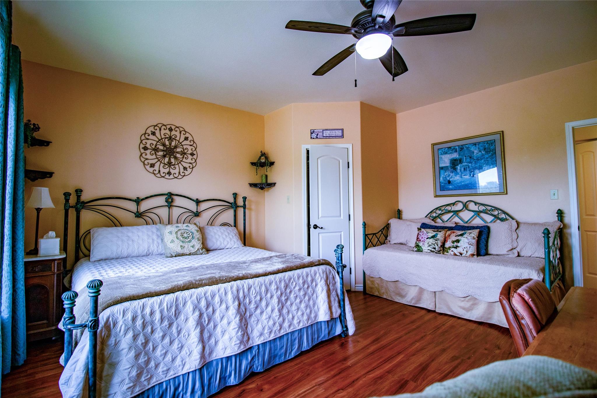 1063 Sanctuary Ln, Blanco, TX 78606