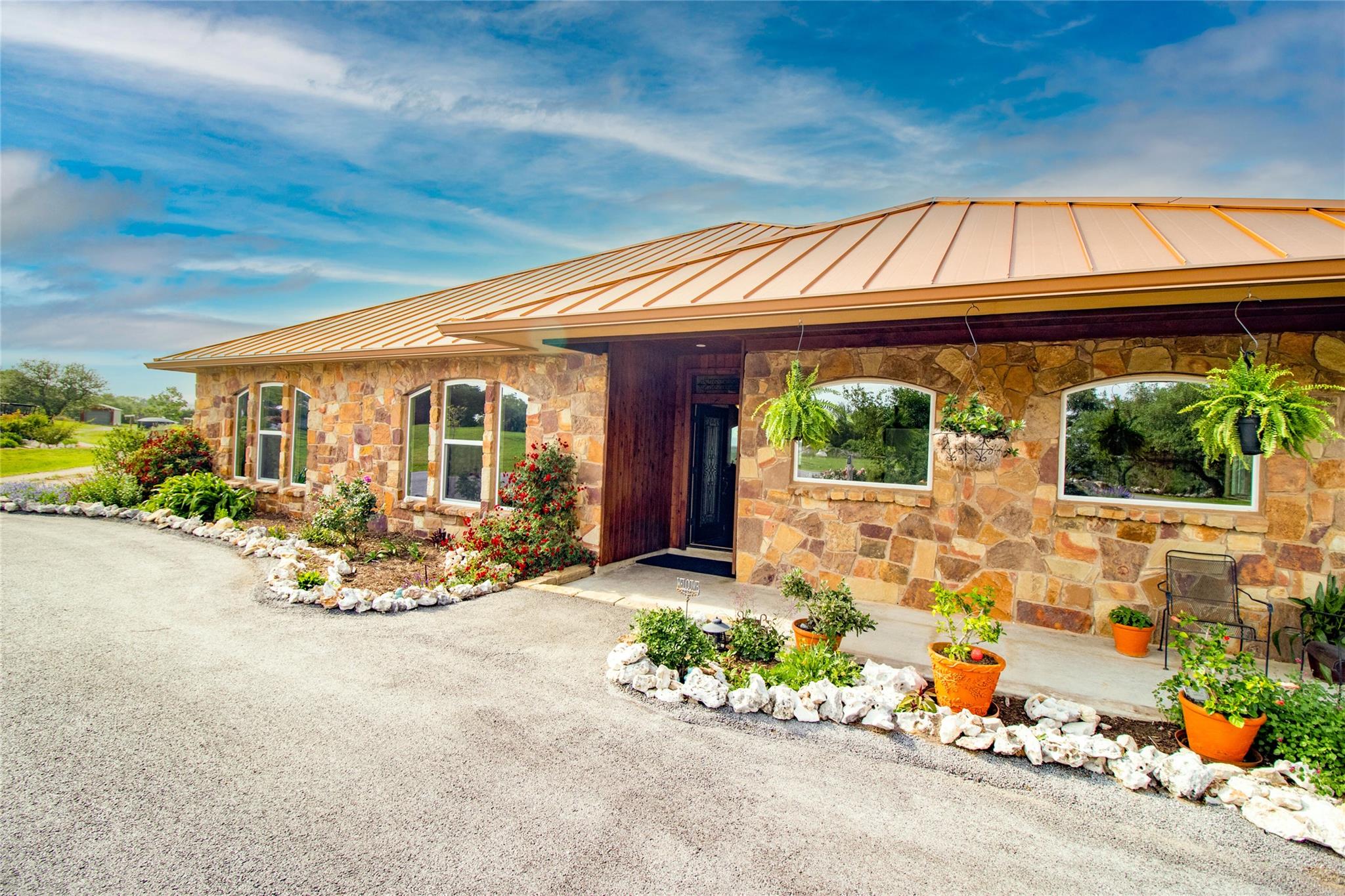 1063 Sanctuary Ln, Blanco, TX 78606