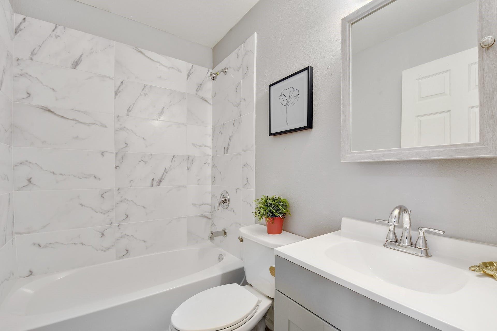 6209 Langham St, Austin, TX 78741