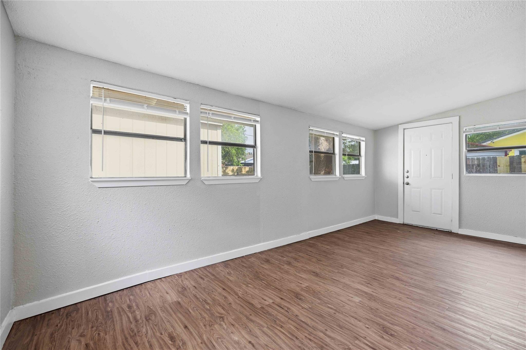 4502 Turnstone Dr, Austin, TX 78744