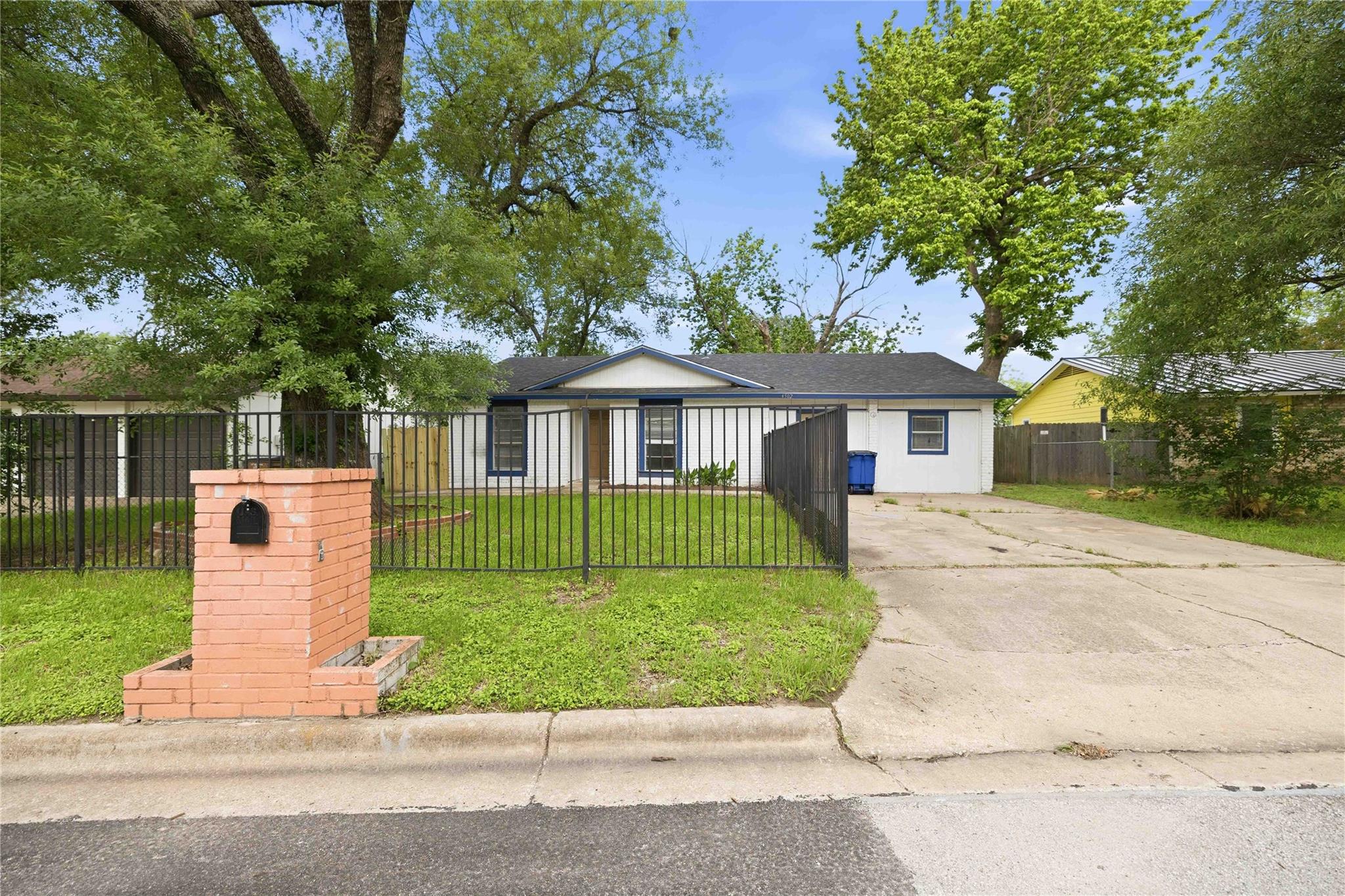 4502 Turnstone Dr, Austin, TX 78744