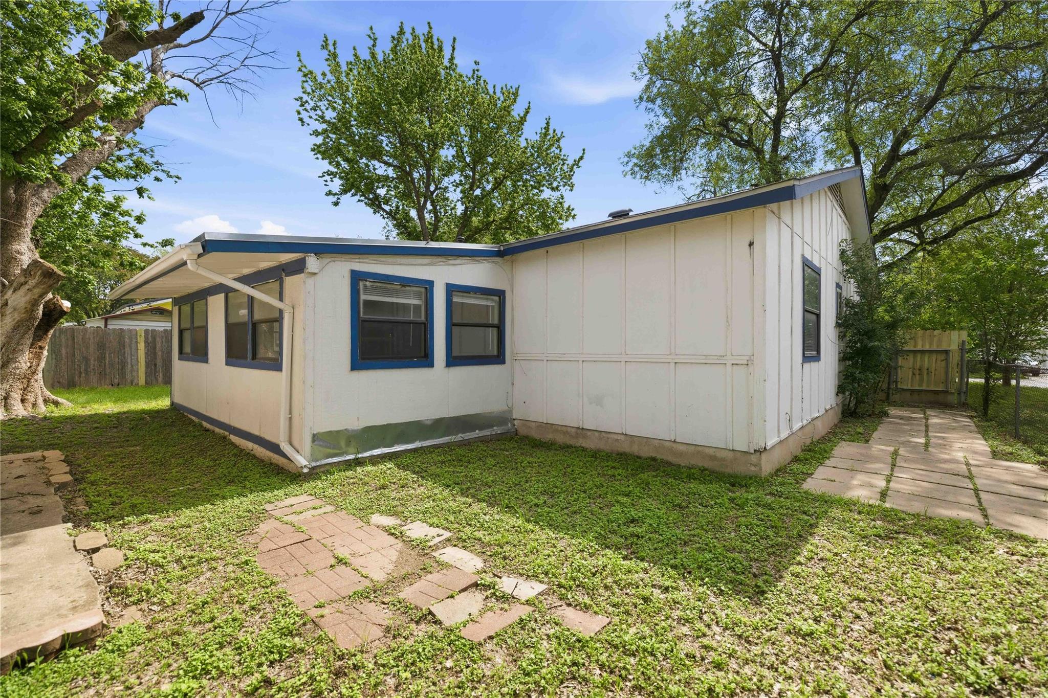 4502 Turnstone Dr, Austin, TX 78744