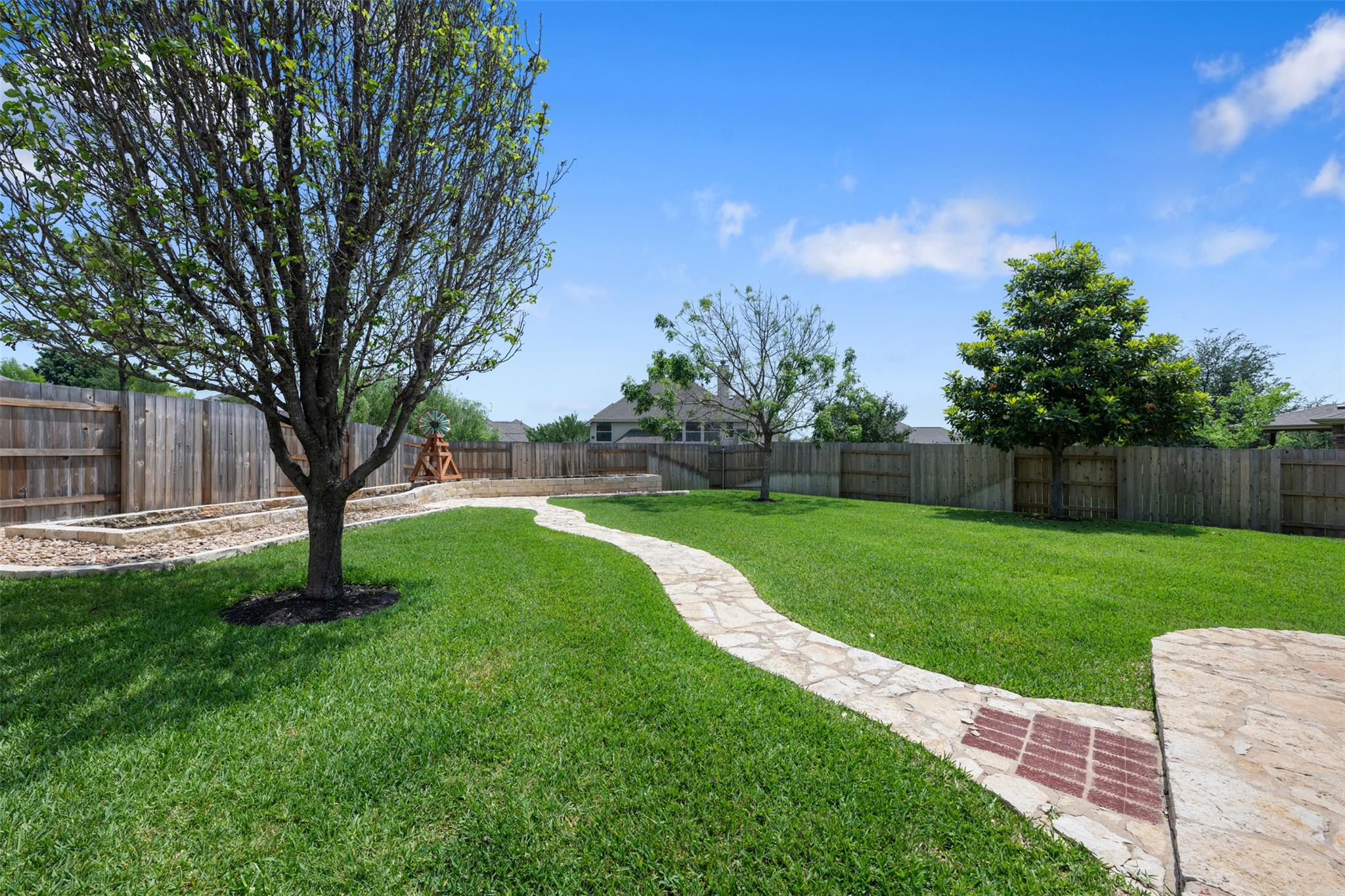 4196 Woodhaven Trl, Round Rock, TX 78665