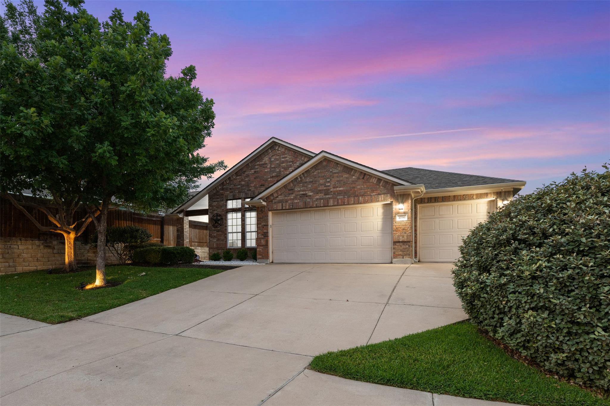 4196 Woodhaven Trl, Round Rock, TX 78665