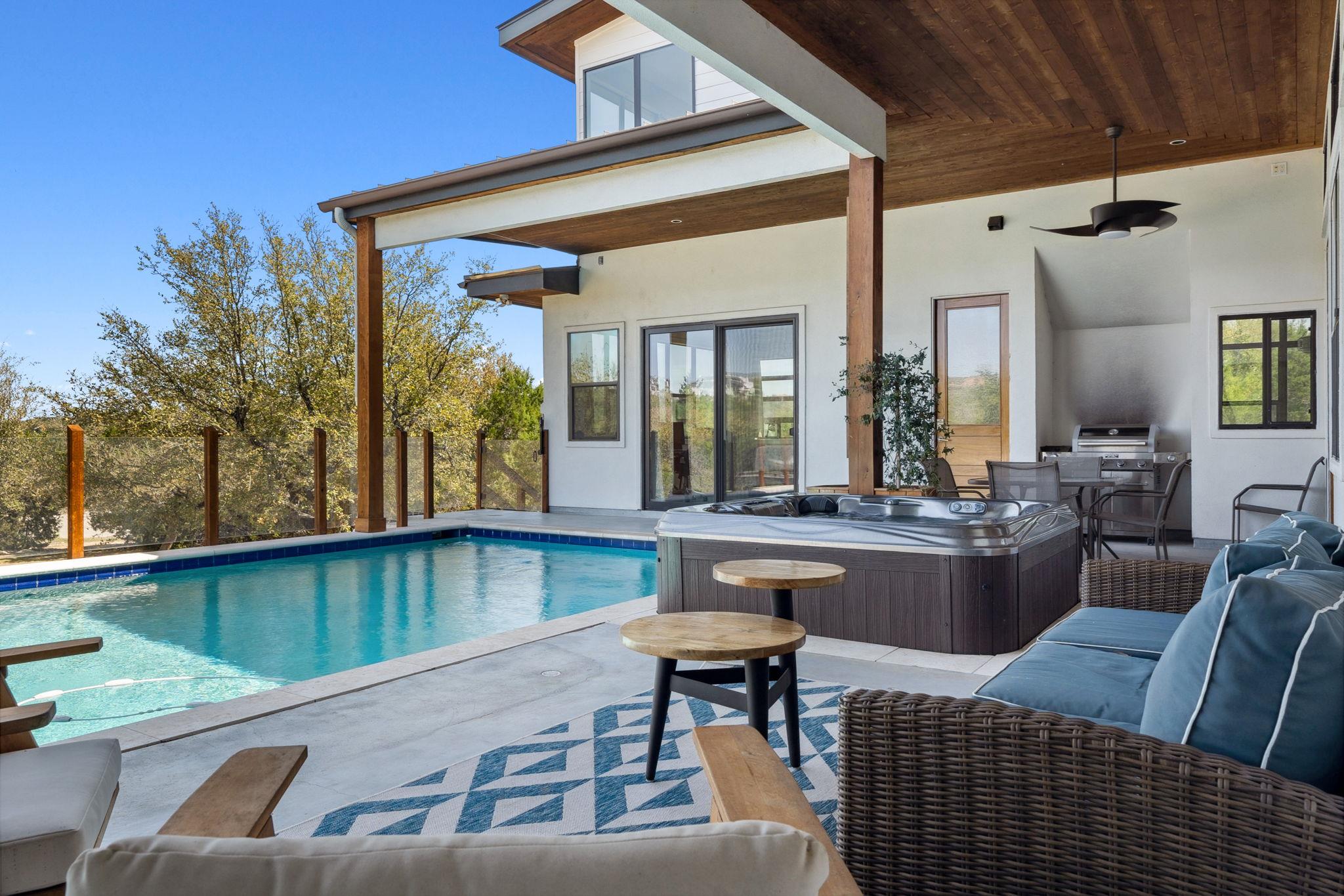 4800 Hidden Creek Ln, Spicewood, TX 78669