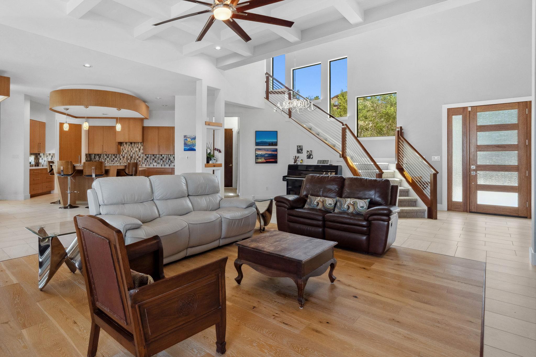 4800 Hidden Creek Ln, Spicewood, TX 78669