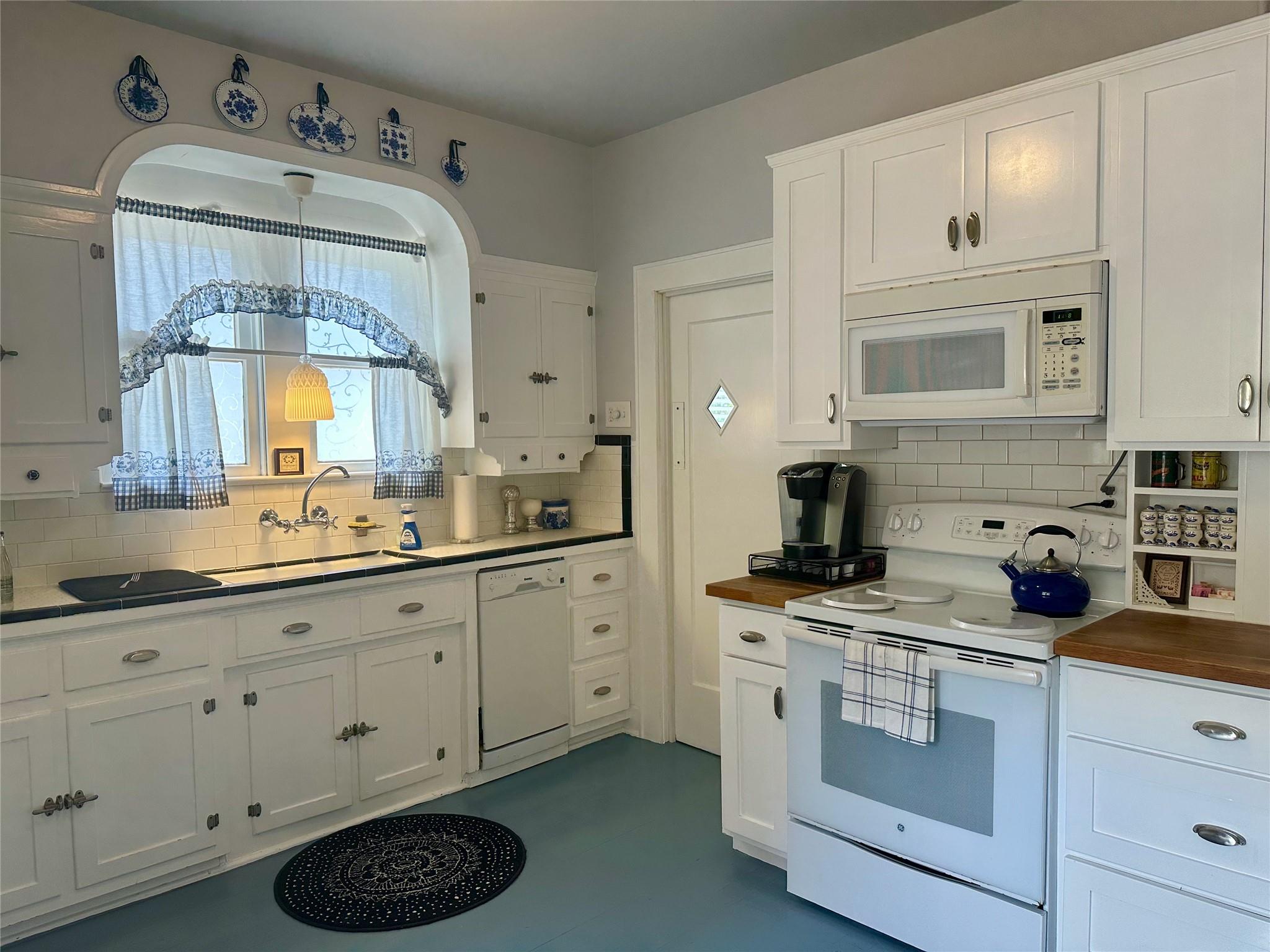 310 W University Ave # 3, Georgetown, TX 78626