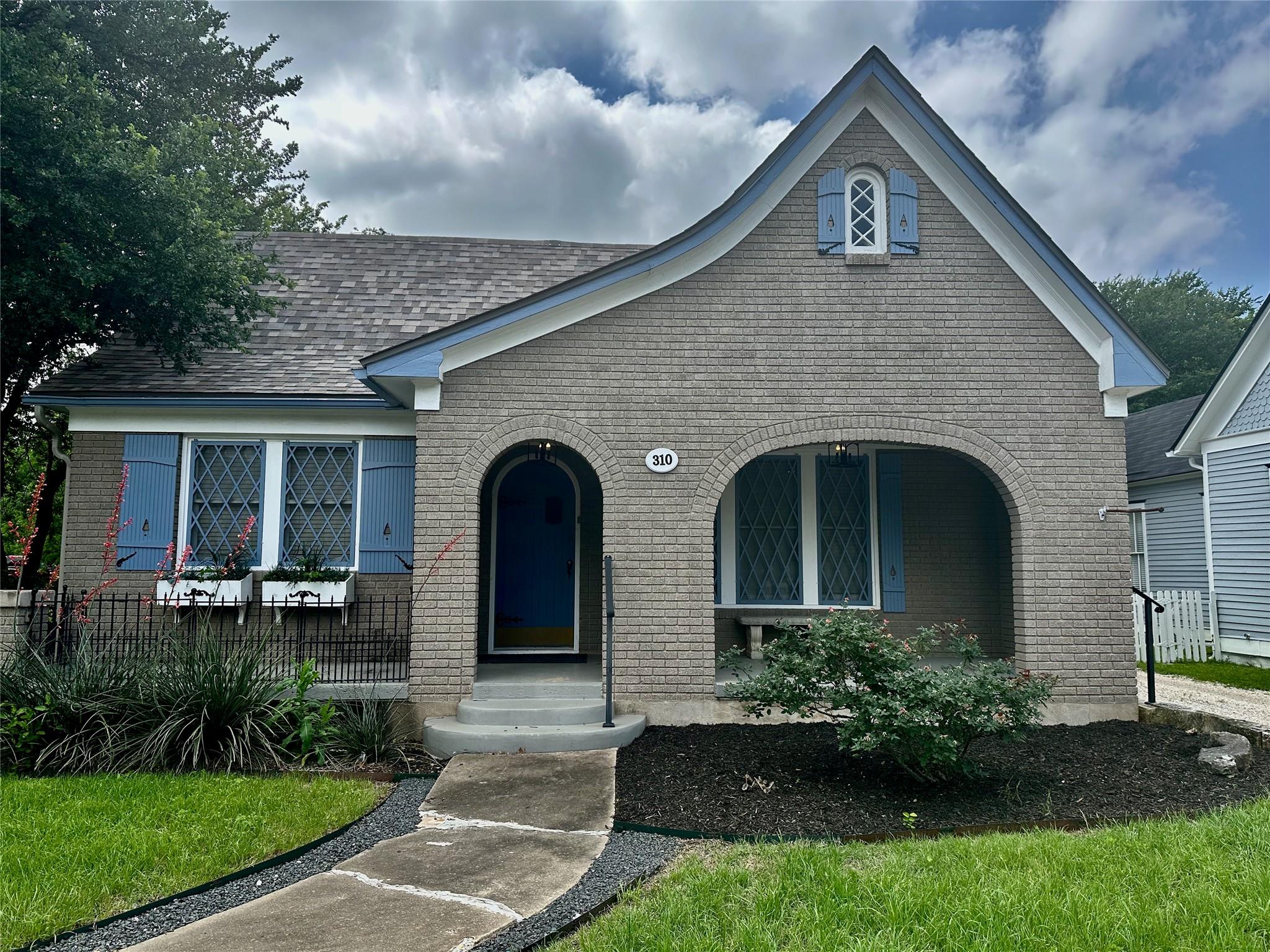 310 W University Ave # 3, Georgetown, TX 78626