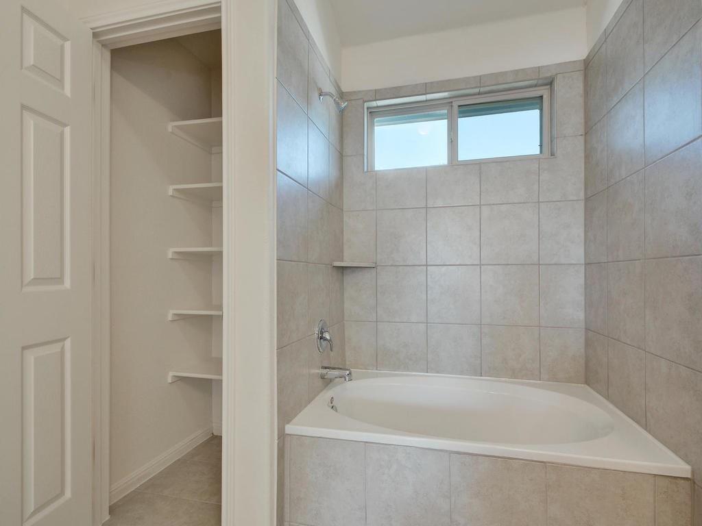 5420 Juniper Jct # 79, Austin, TX 78744