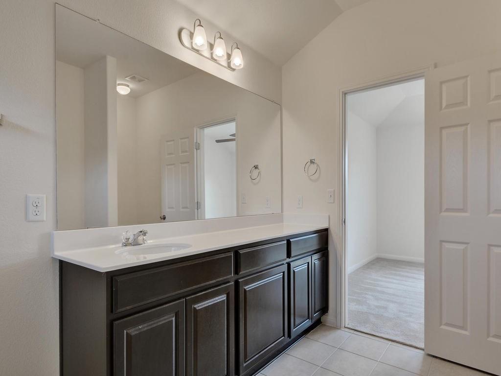 5420 Juniper Jct # 79, Austin, TX 78744