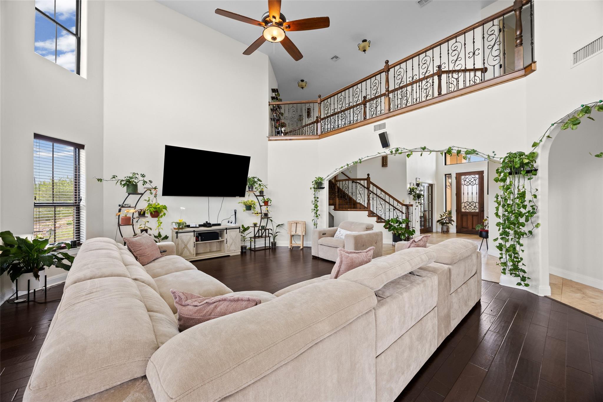 134 River Forest Dr, Bastrop, TX 78602