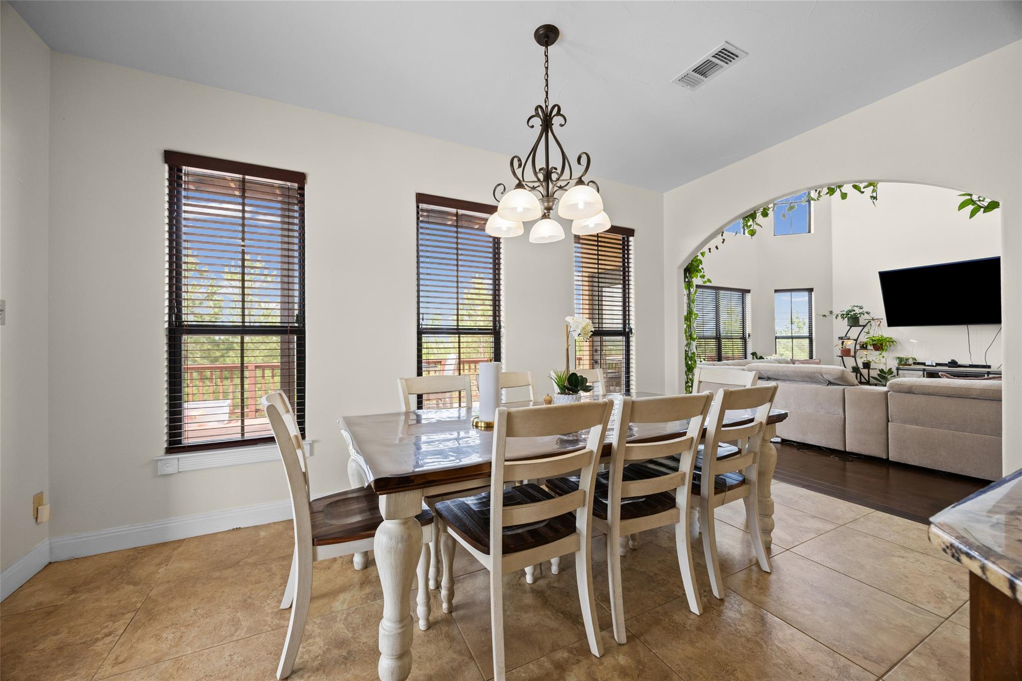 134 River Forest Dr, Bastrop, TX 78602