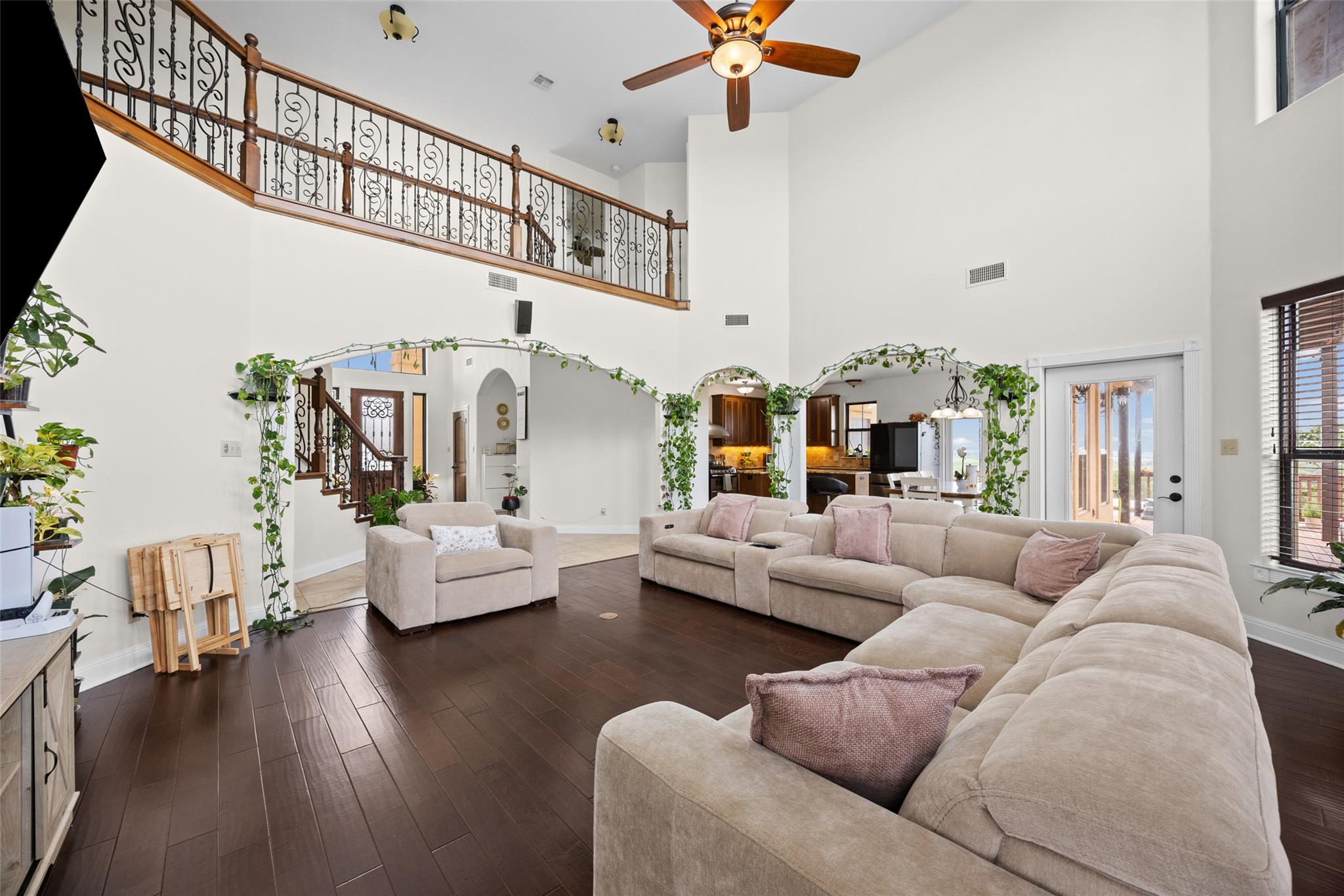 134 River Forest Dr, Bastrop, TX 78602