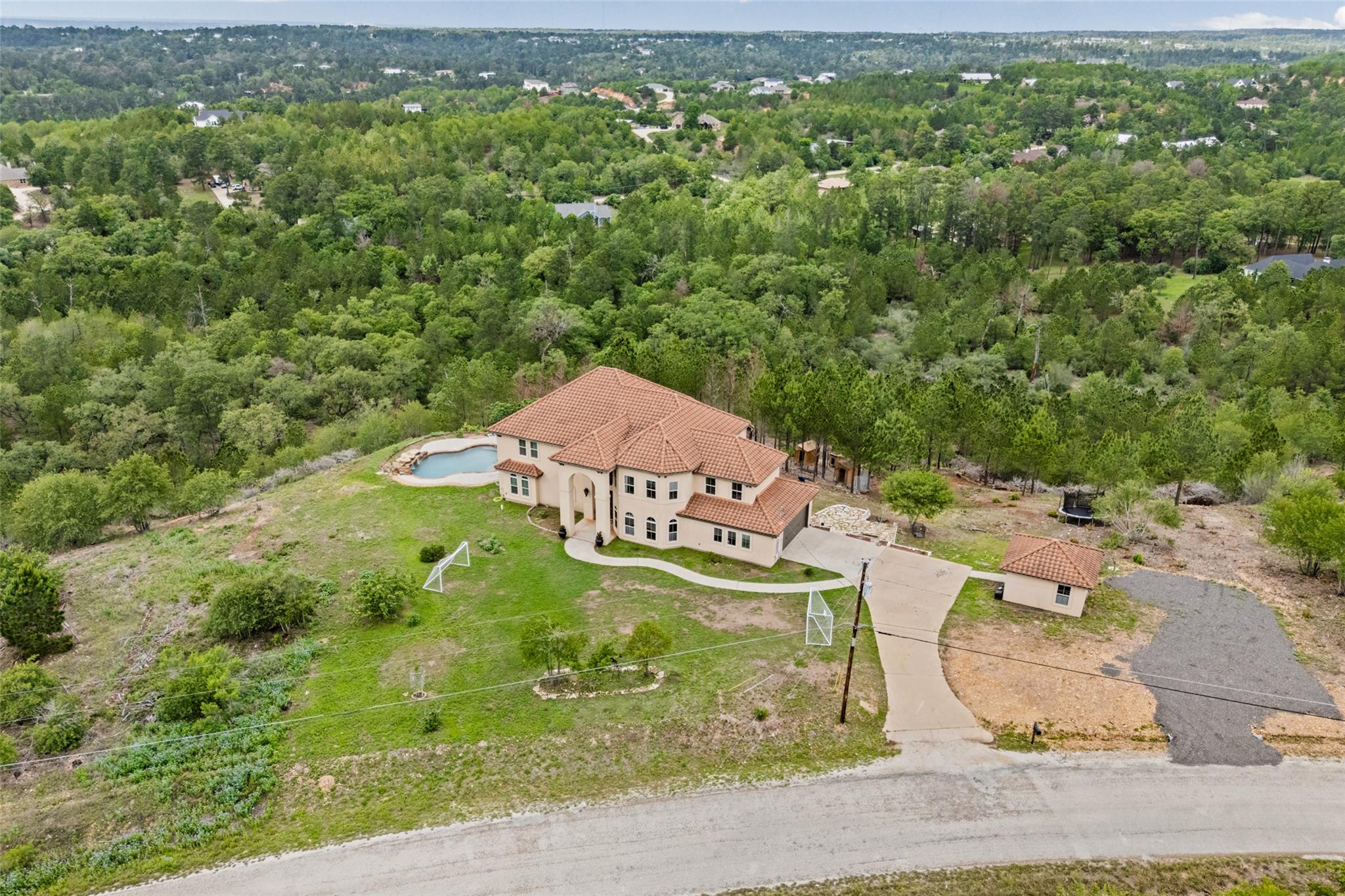 134 River Forest Dr, Bastrop, TX 78602